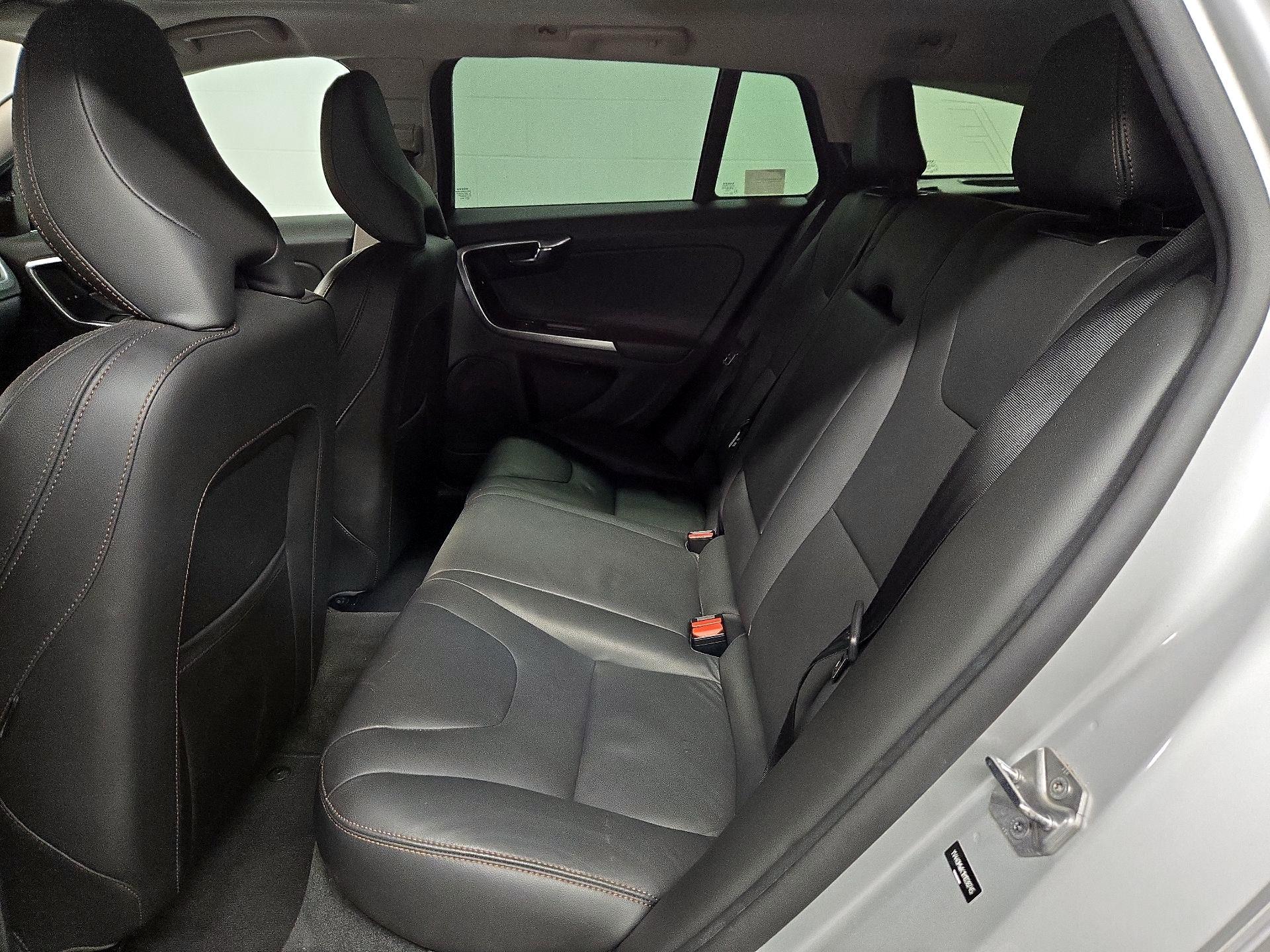 Thumbnail: 2017 Volvo S60 - 20