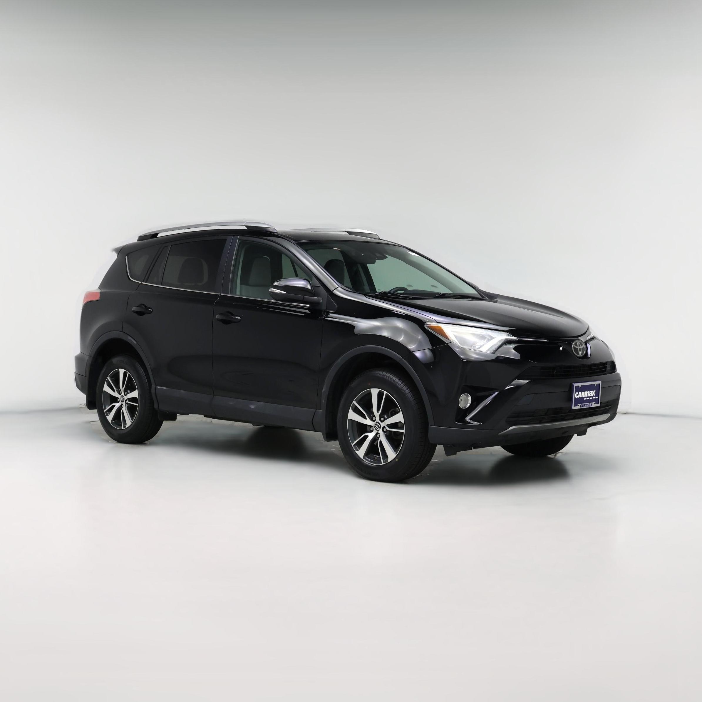 Thumbnail: 2018 Toyota RAV4 - 1