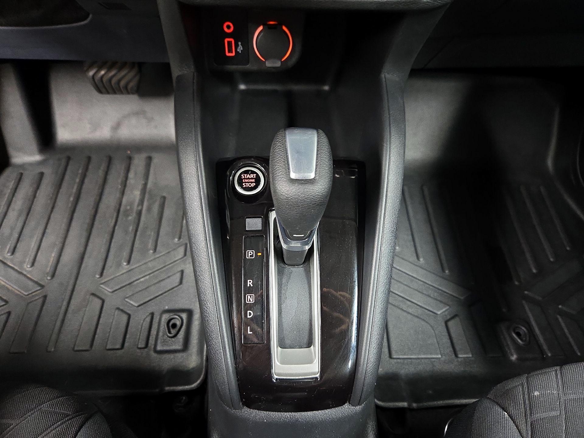 Thumbnail: 2021 Nissan Kicks - 17