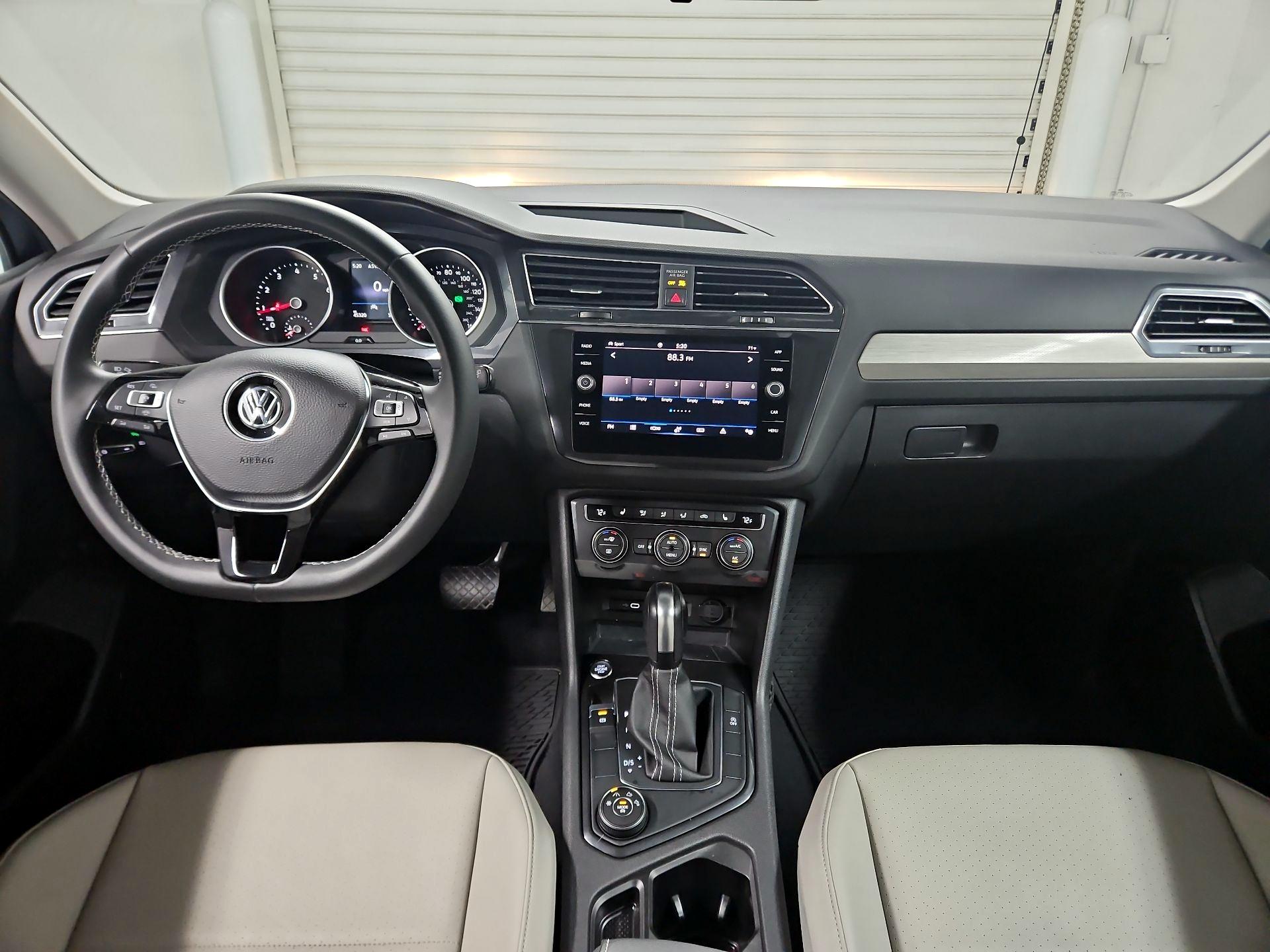 Thumbnail: 2021 Volkswagen Tiguan - 9