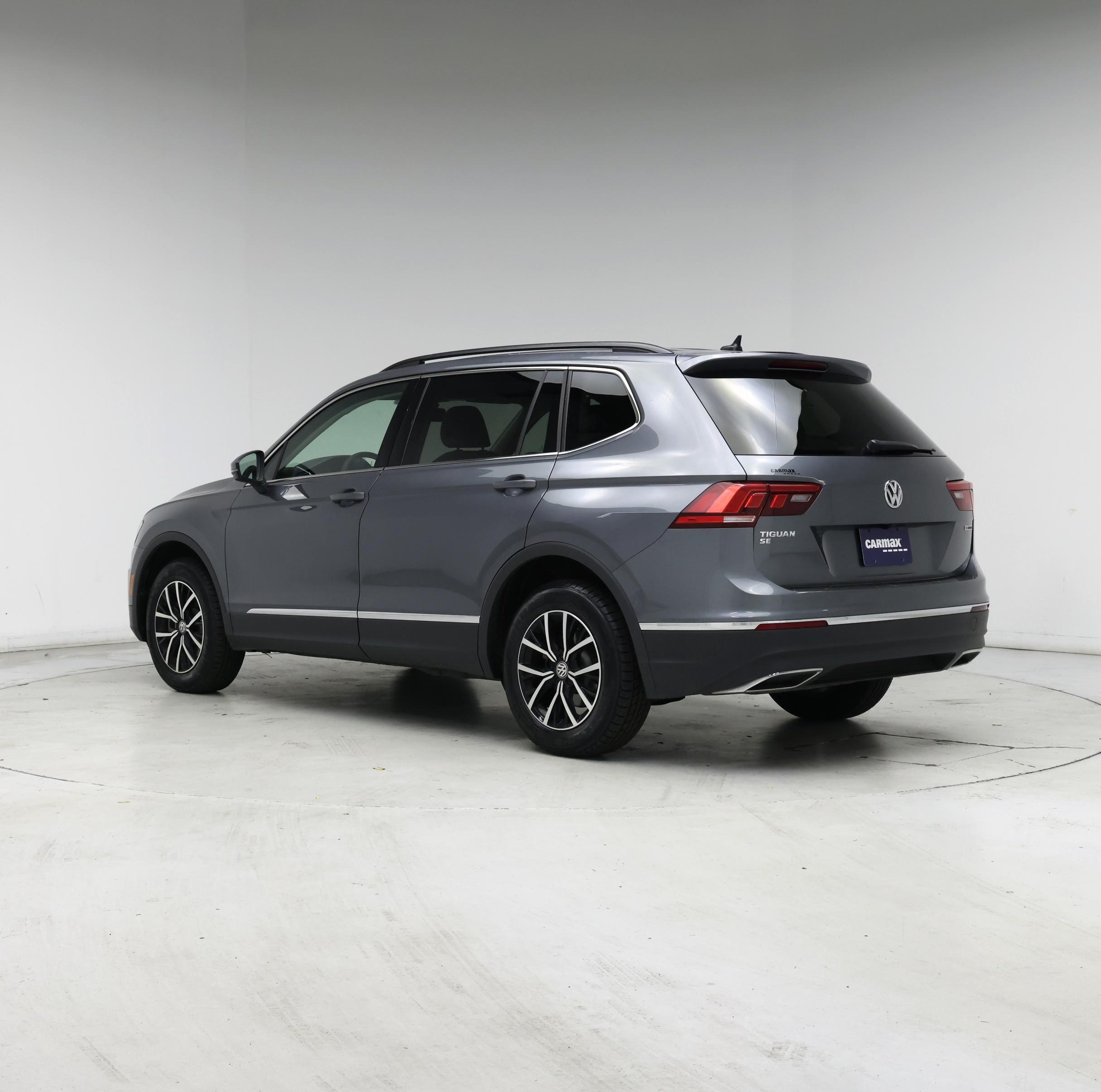 Thumbnail: 2021 Volkswagen Tiguan - 2