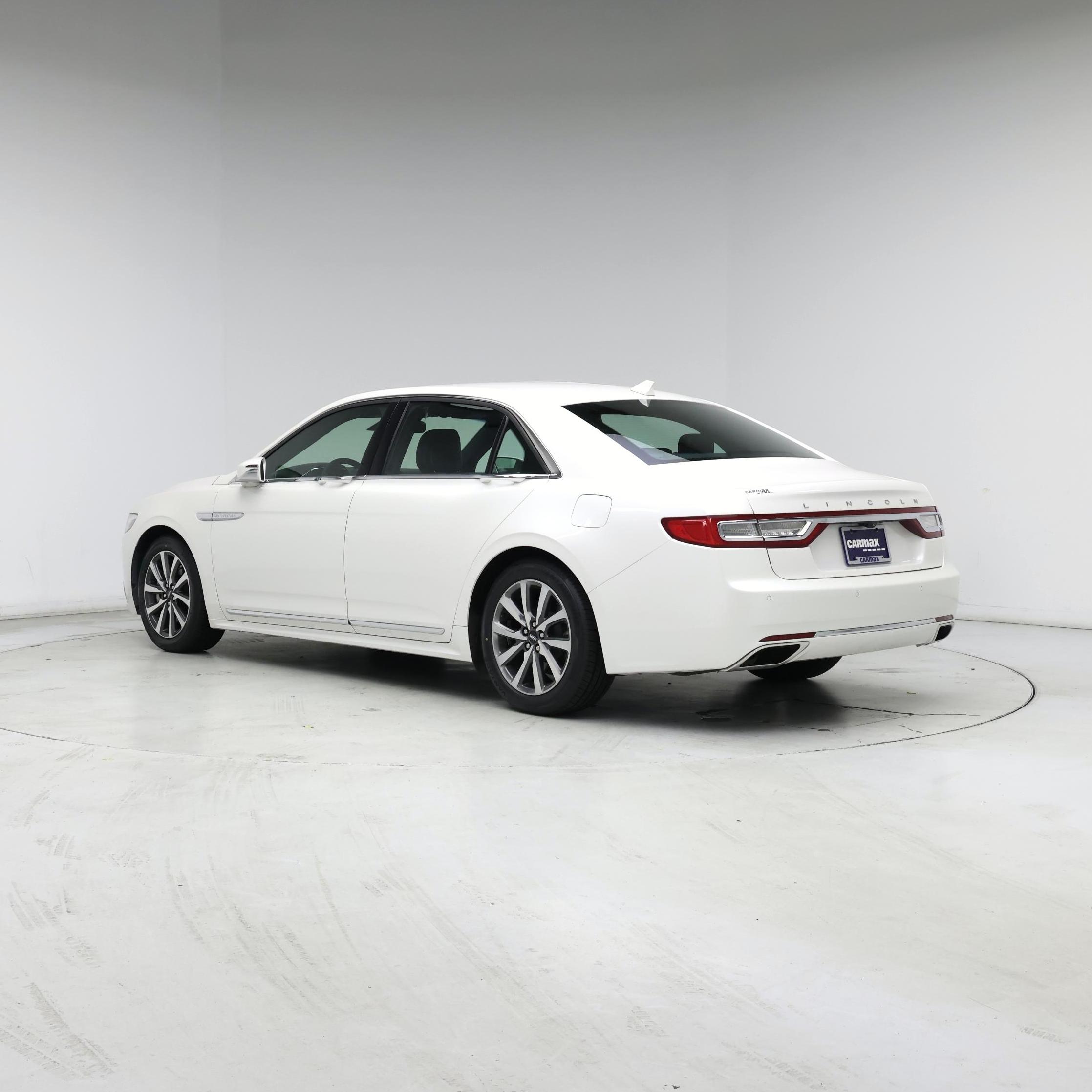 Thumbnail: 2019 Lincoln Continental - 2