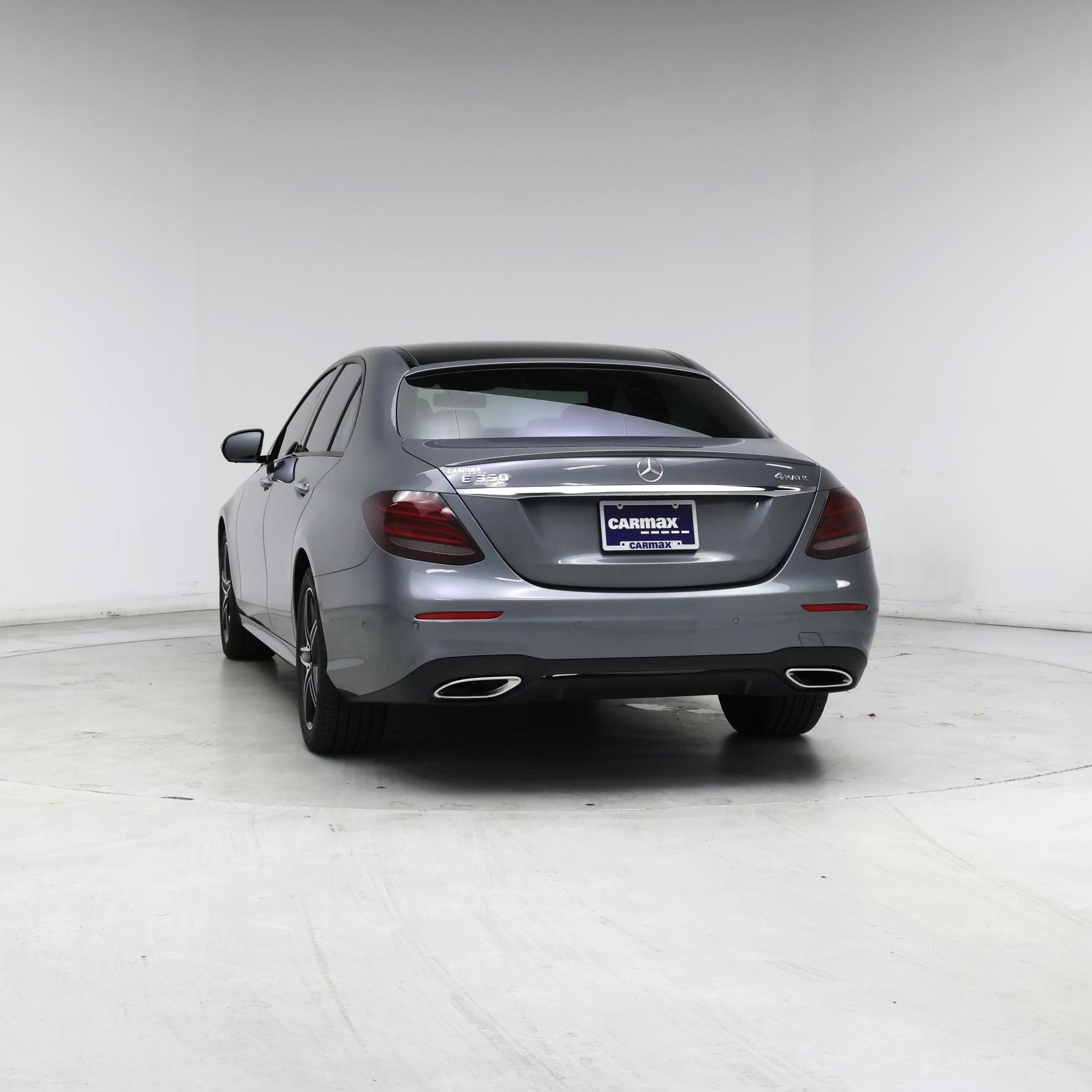 Thumbnail: 2020 Mercedes-Benz E-Class - 6