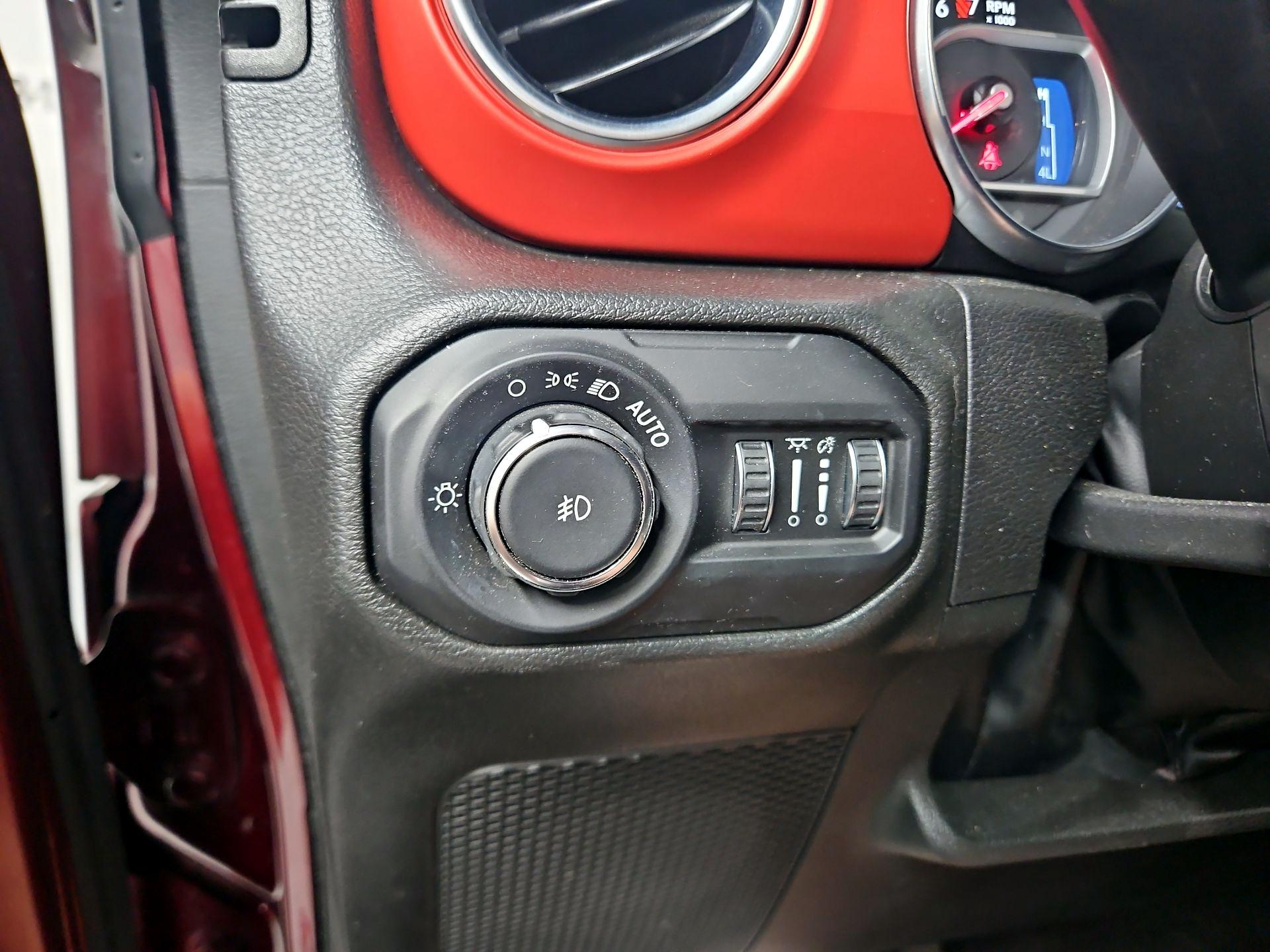 Thumbnail: 2022 Jeep Wrangler - 13
