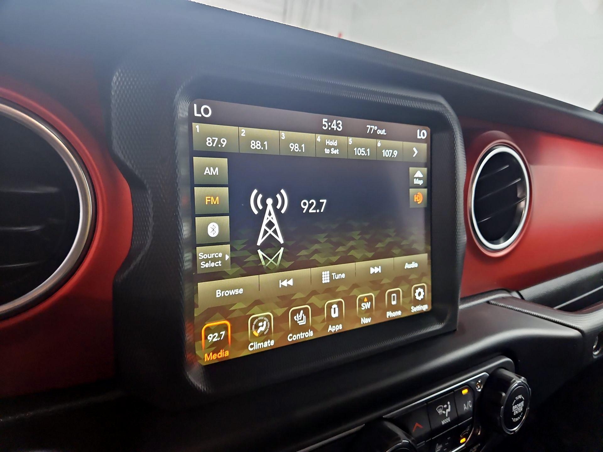Thumbnail: 2022 Jeep Wrangler - 16