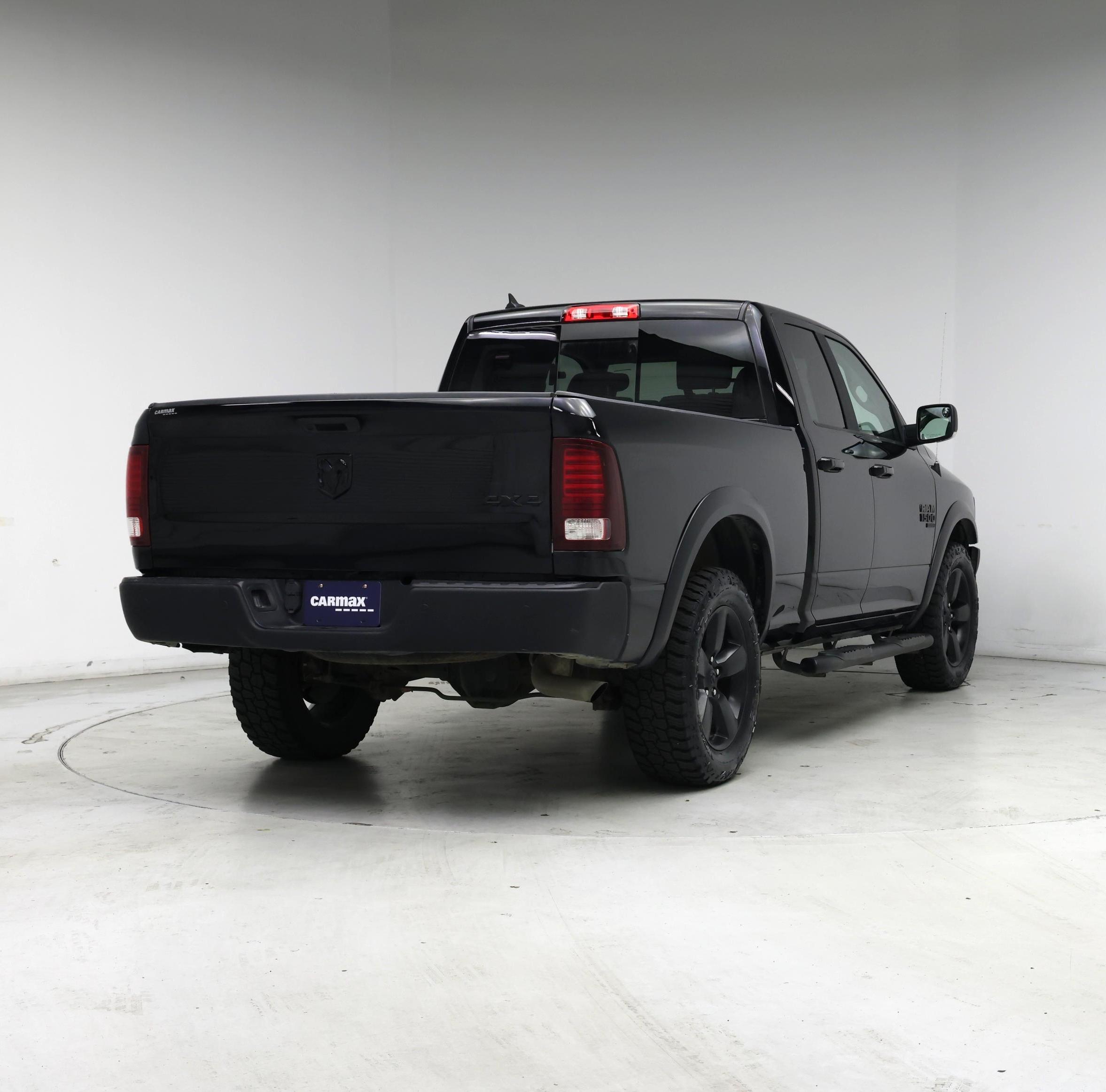 Thumbnail: 2019 RAM 1500 Classic - 8