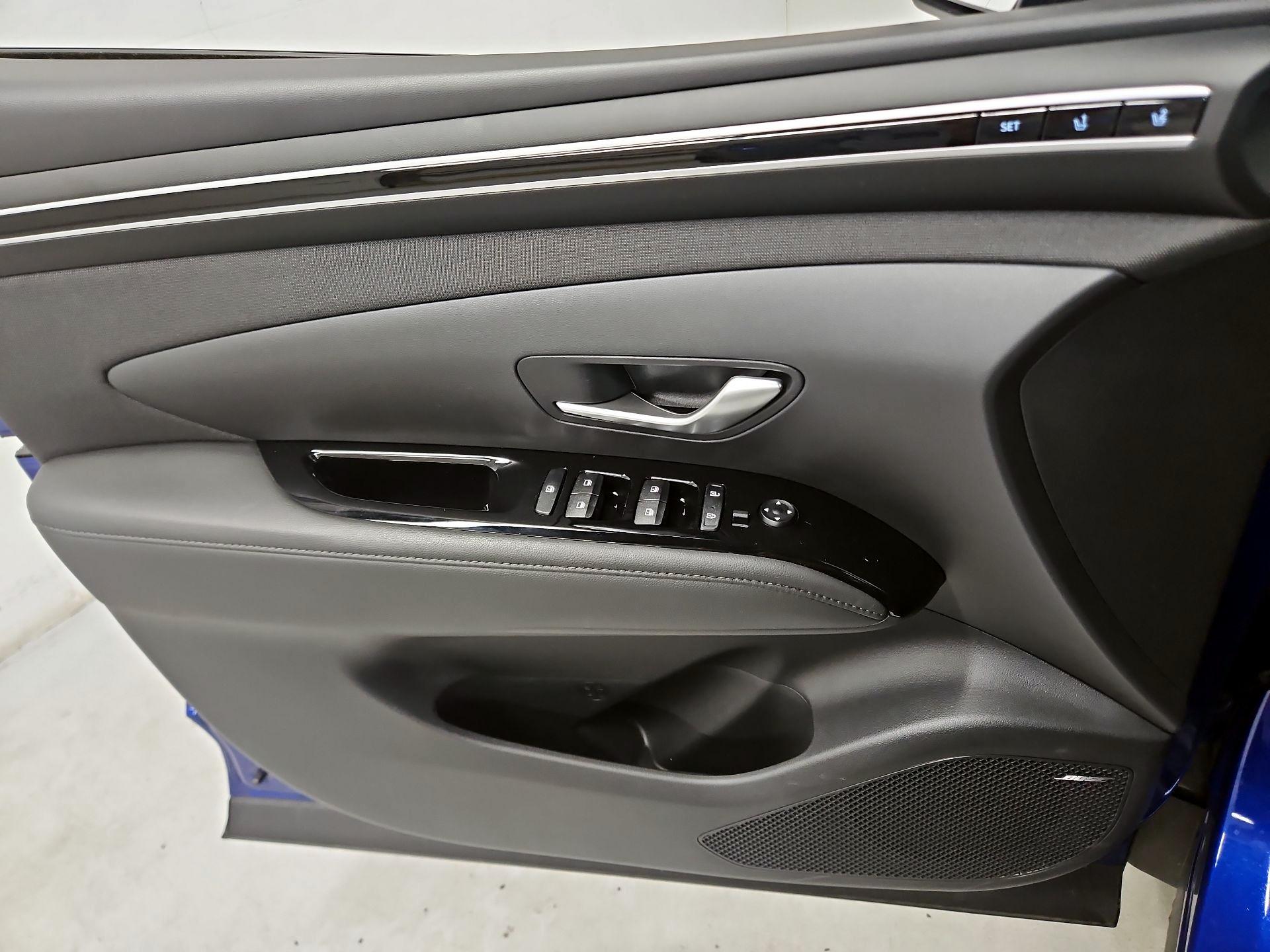 Thumbnail: 2023 Hyundai Tucson - 12