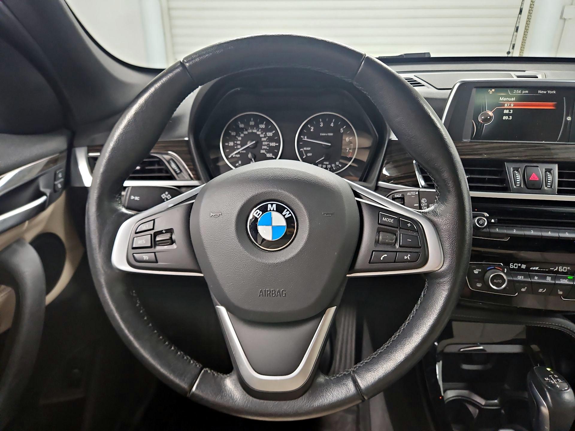 Thumbnail: 2016 BMW X1 - 10