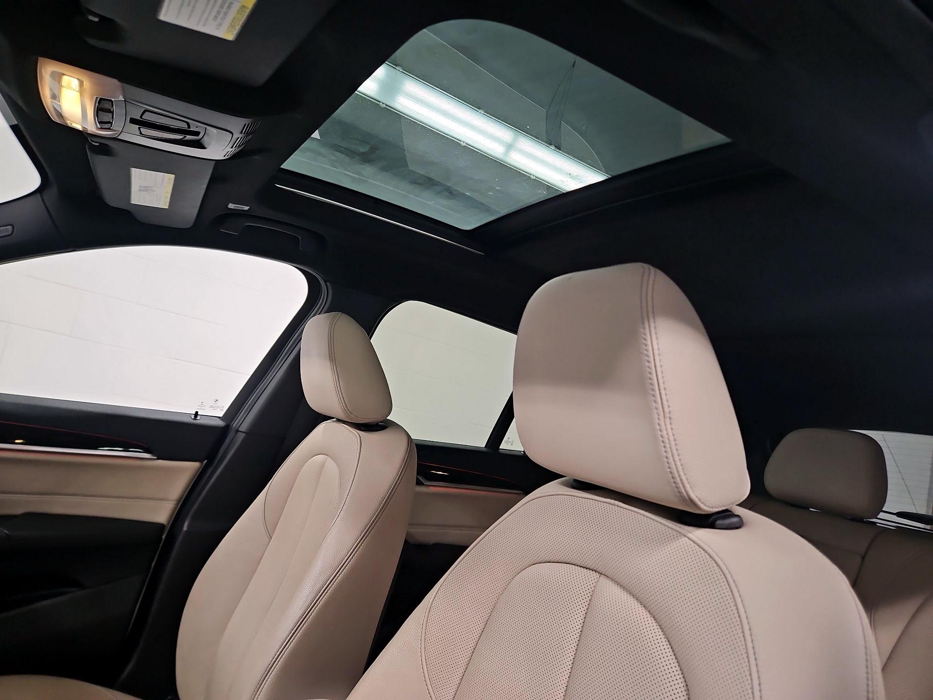 Thumbnail: 2016 BMW X1 - 20