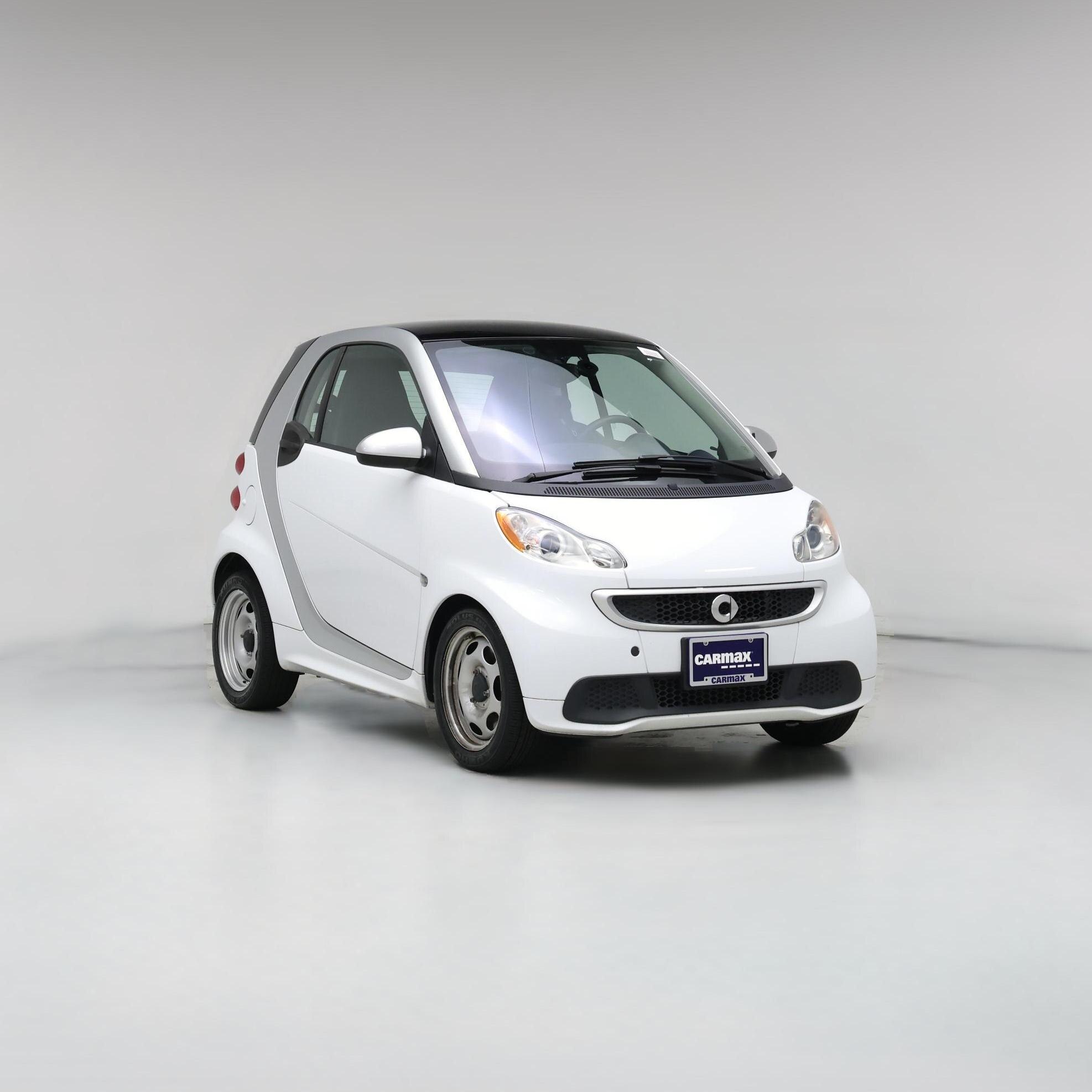 Thumbnail: 2015 smart fortwo - 1