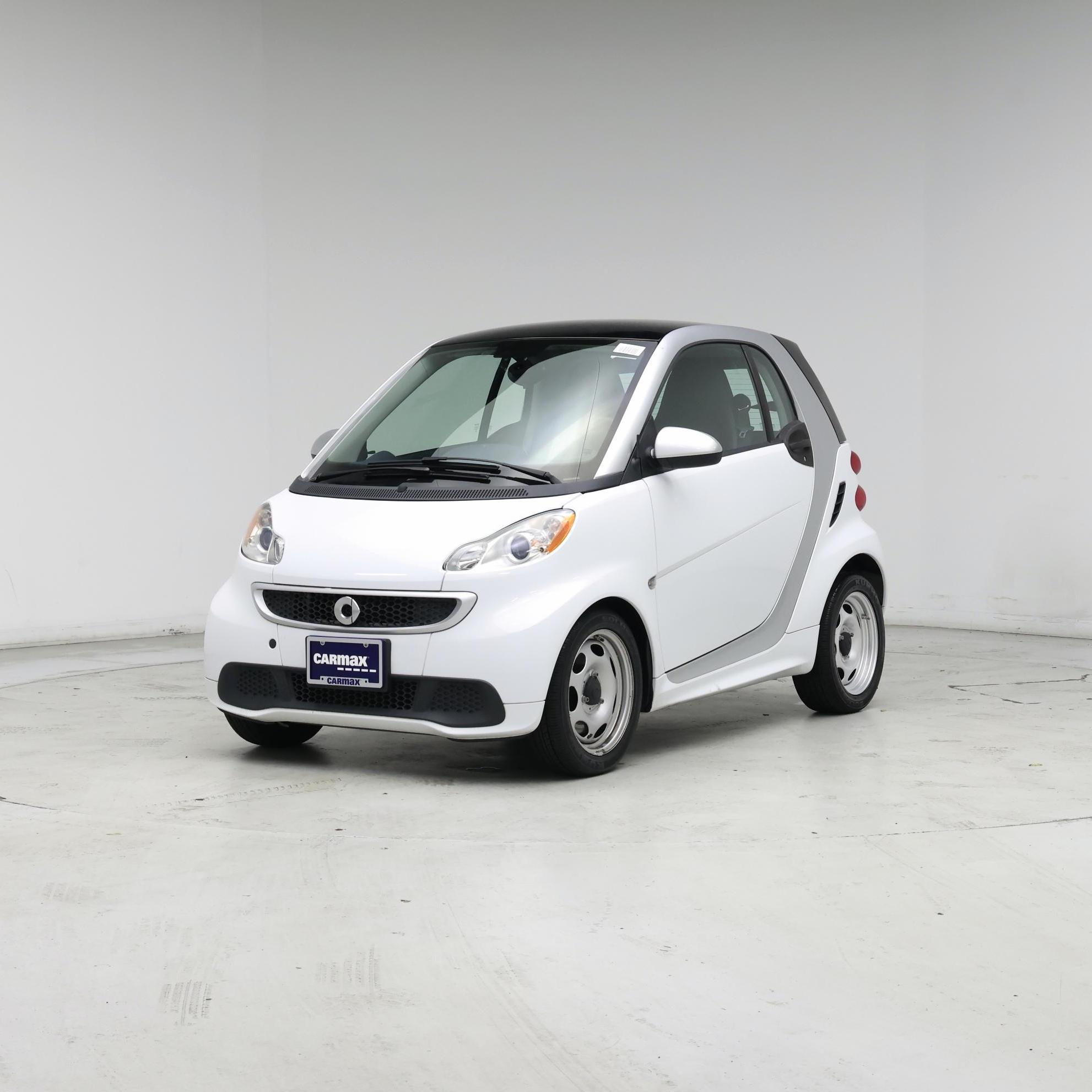Thumbnail: 2015 smart fortwo - 4
