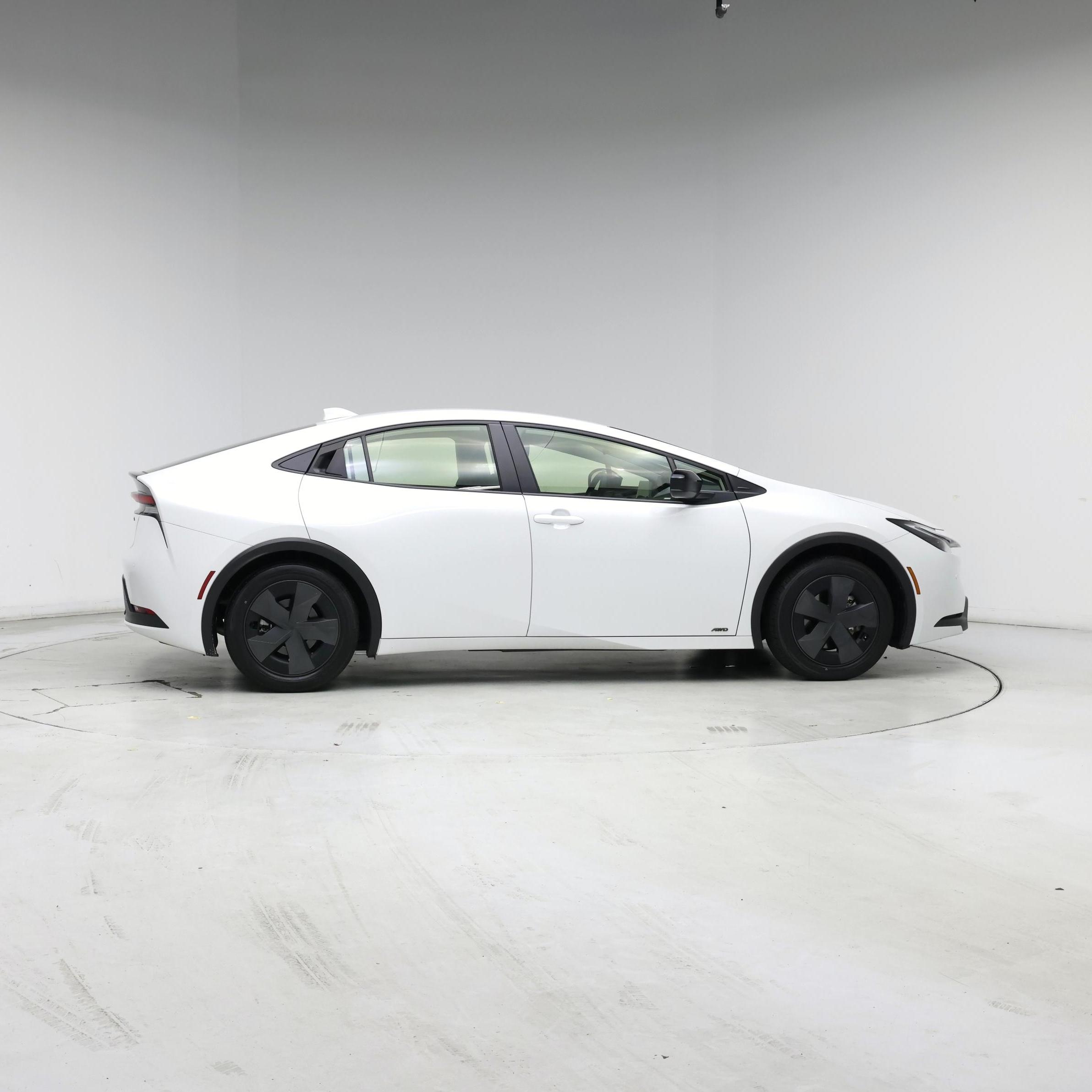 Thumbnail: 2024 Toyota Prius - 7