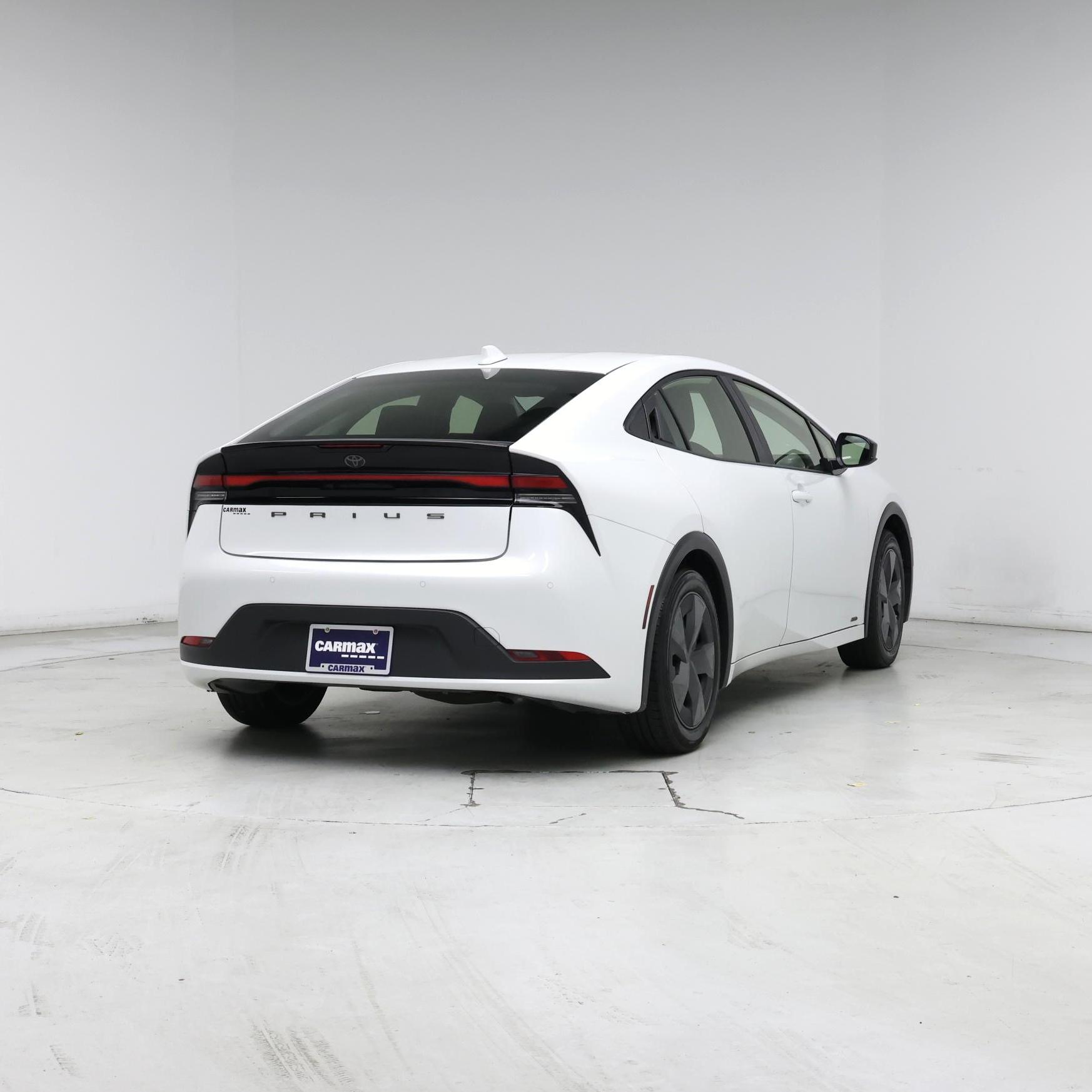 Thumbnail: 2024 Toyota Prius - 8