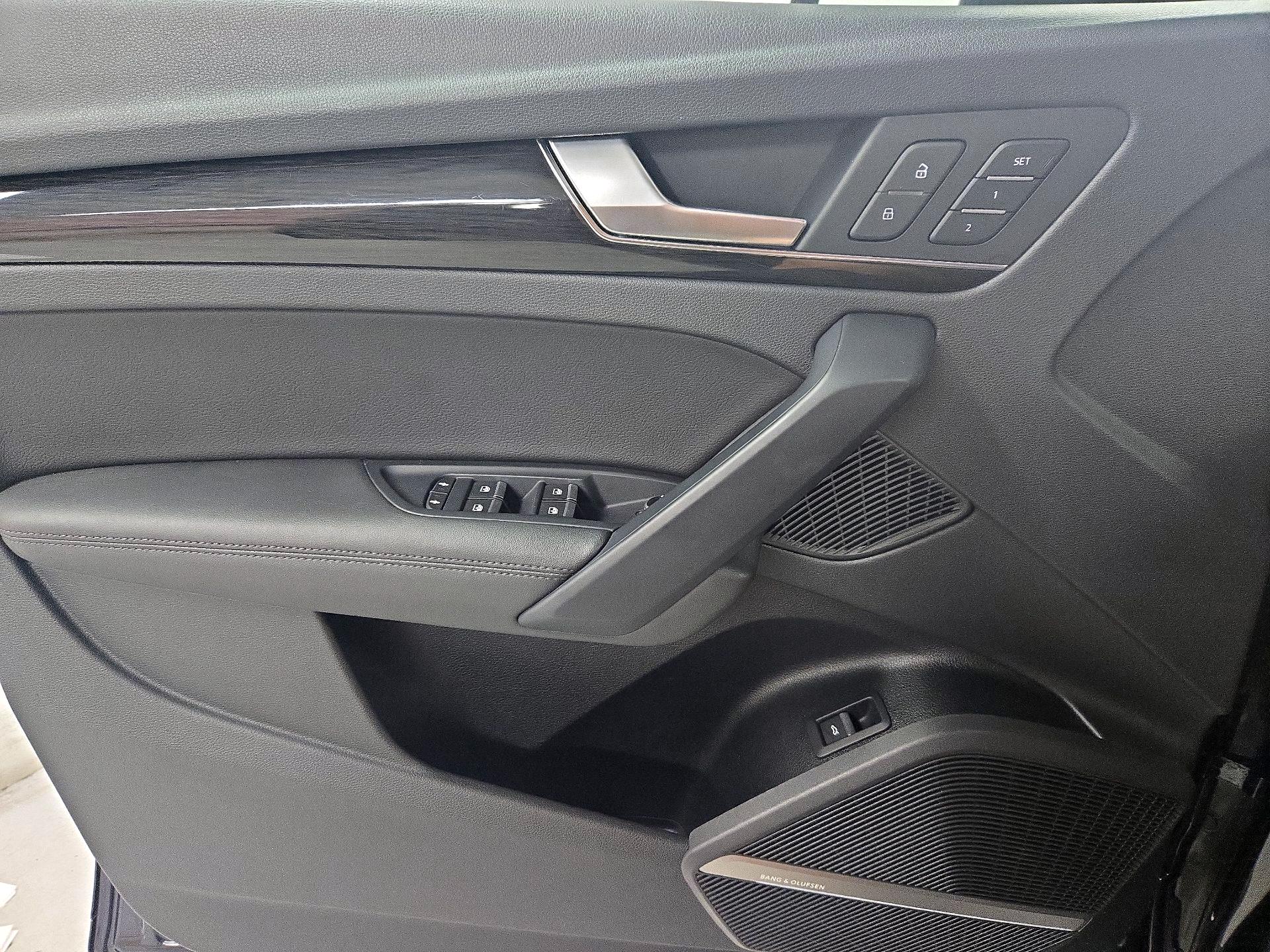 Thumbnail: 2019 Audi Q5 - 12