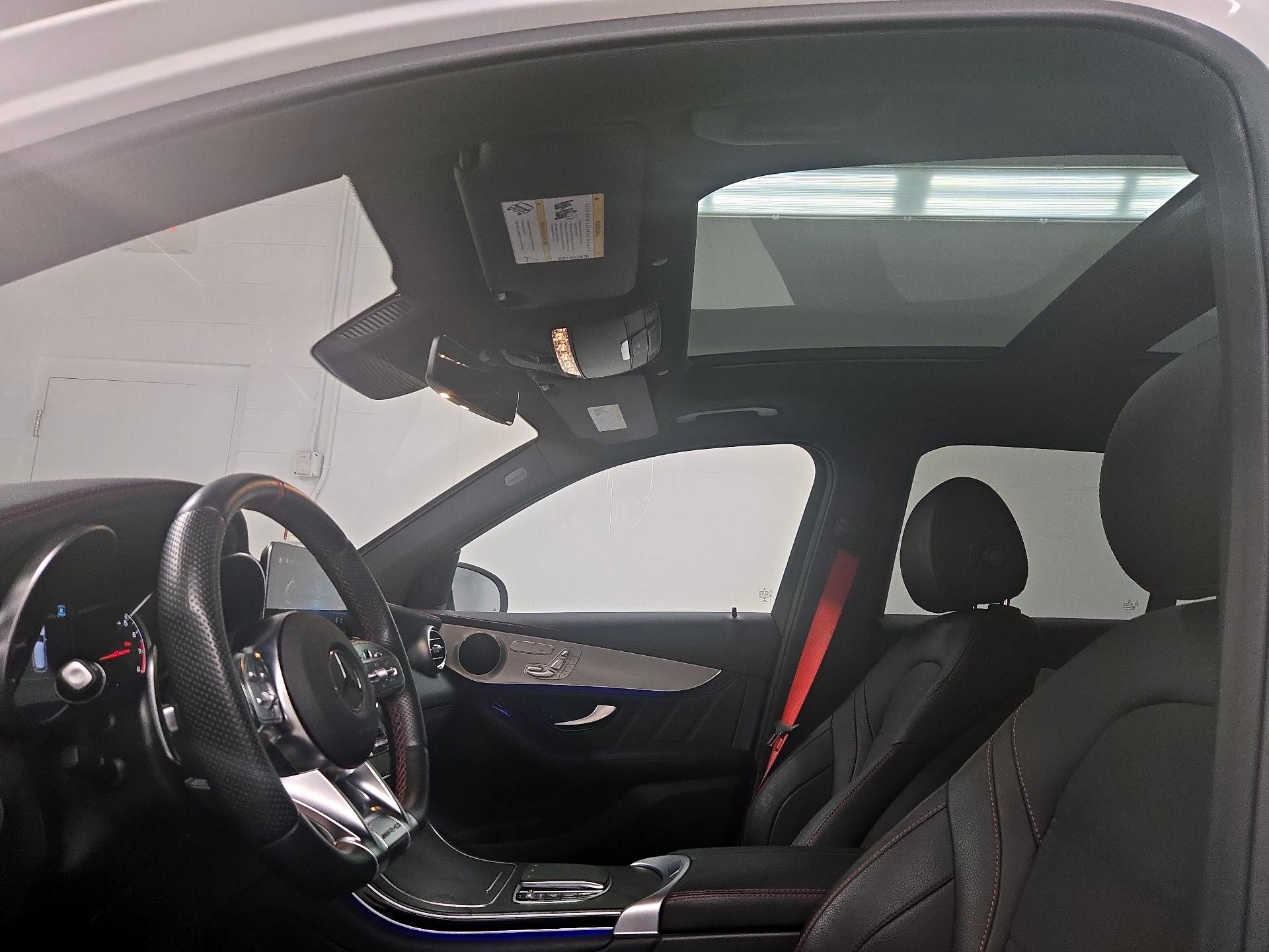 Thumbnail: 2022 Mercedes-Benz GLC - 19