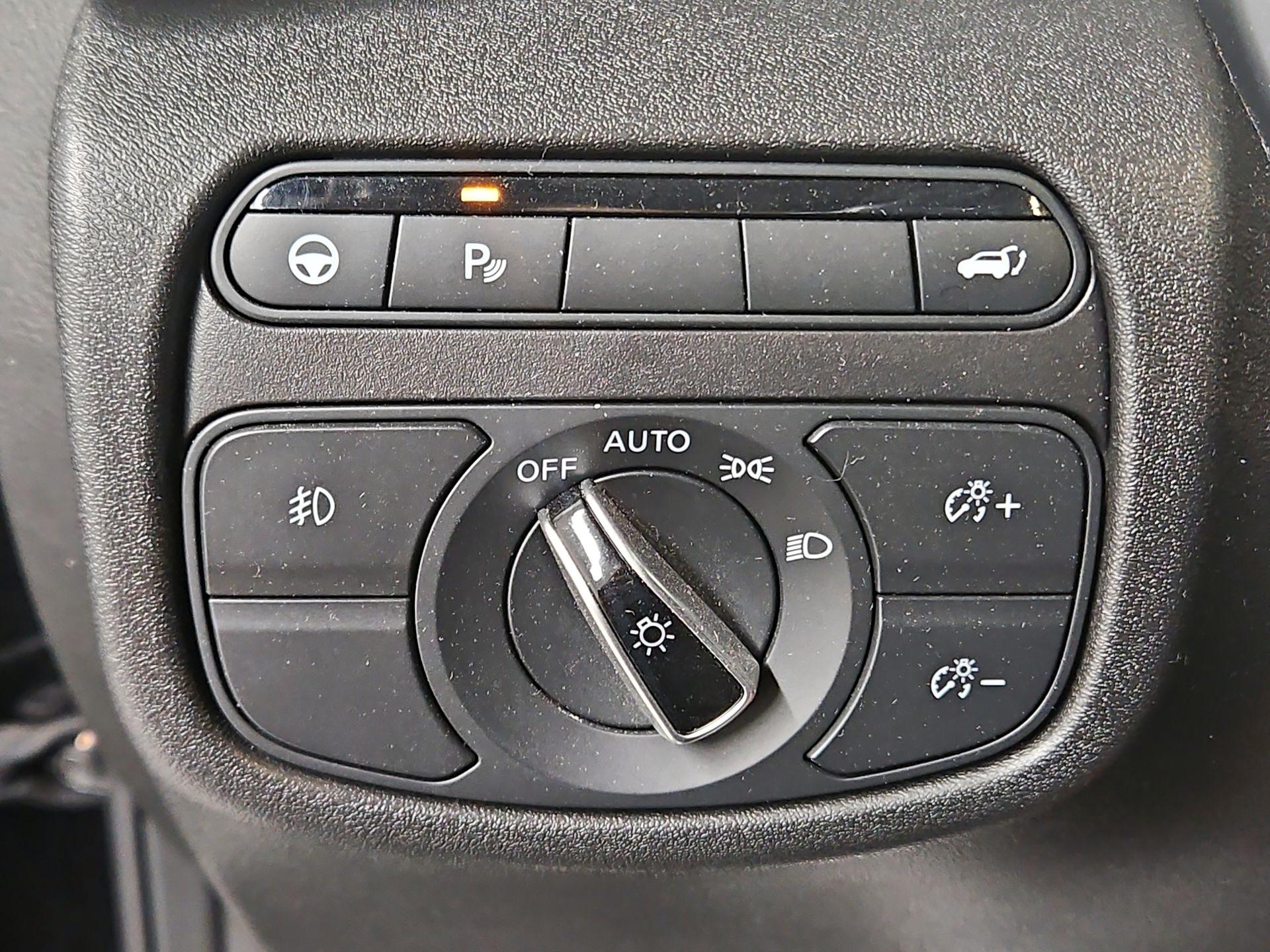 Thumbnail: 2021 INFINITI QX50 - 13