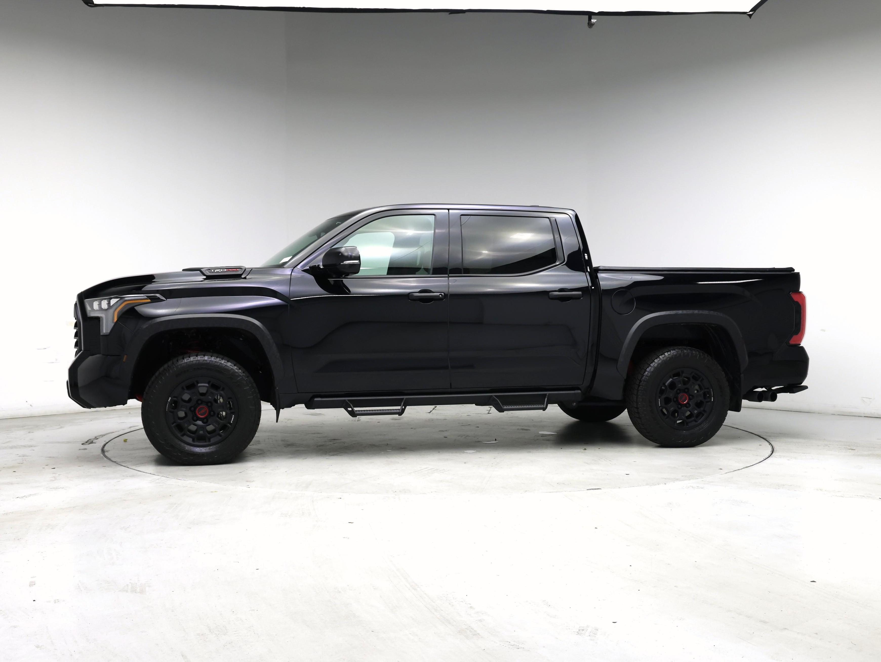 Thumbnail: 2024 Toyota Tundra - 3