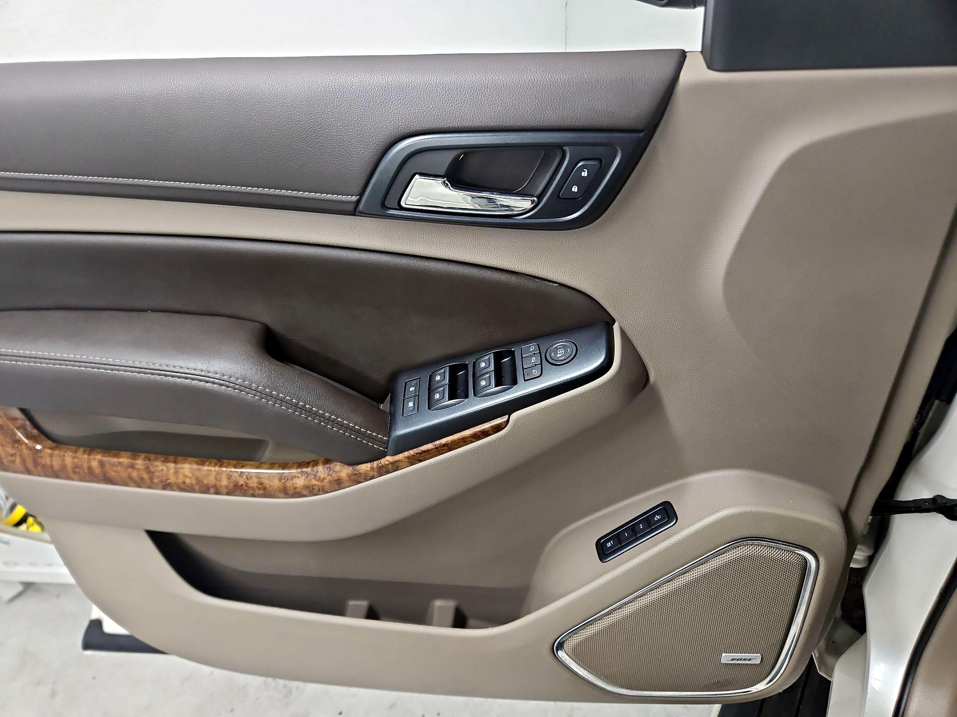 Thumbnail: 2015 Chevrolet Tahoe - 12