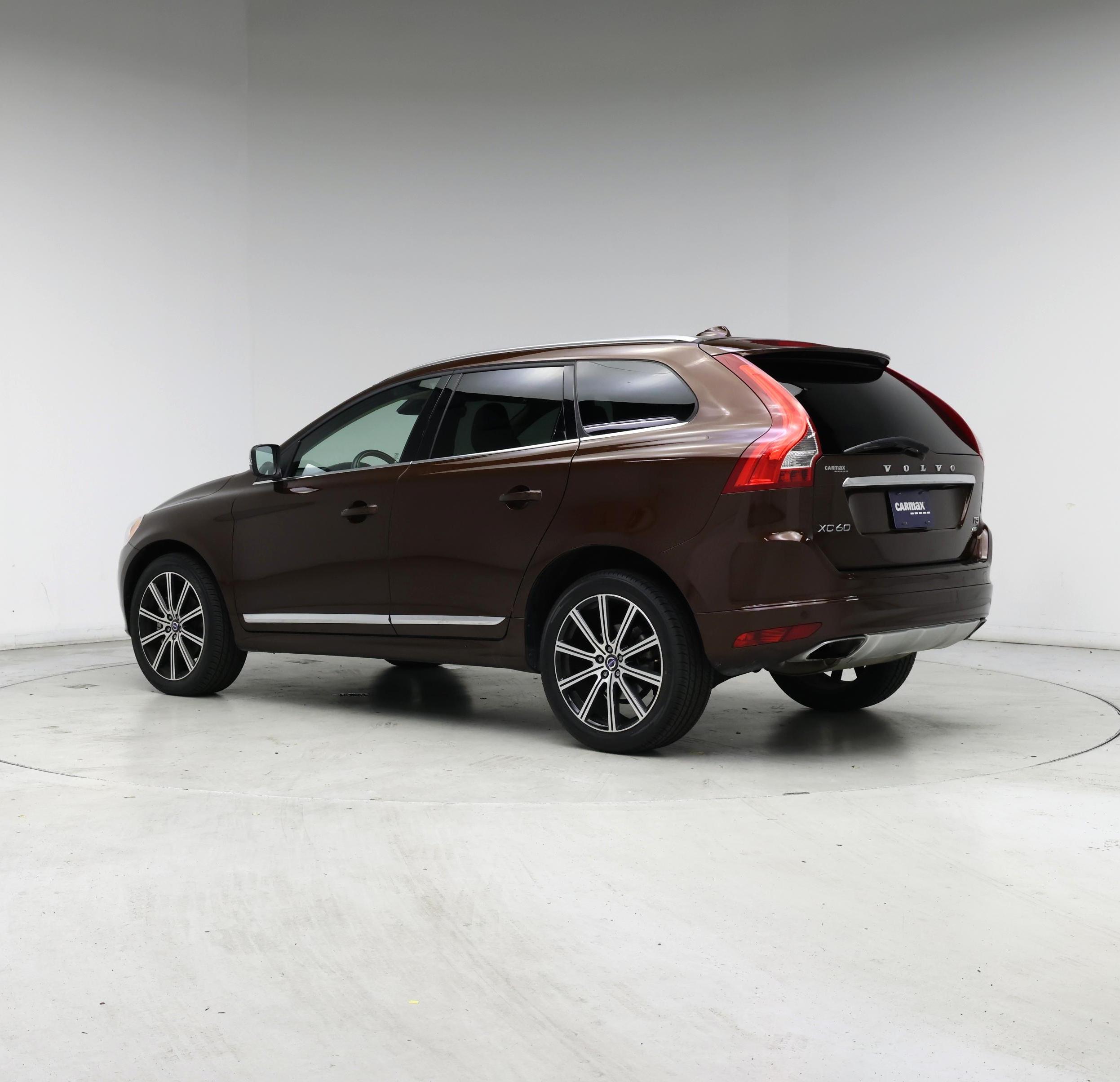 Thumbnail: 2015 Volvo XC60 - 2