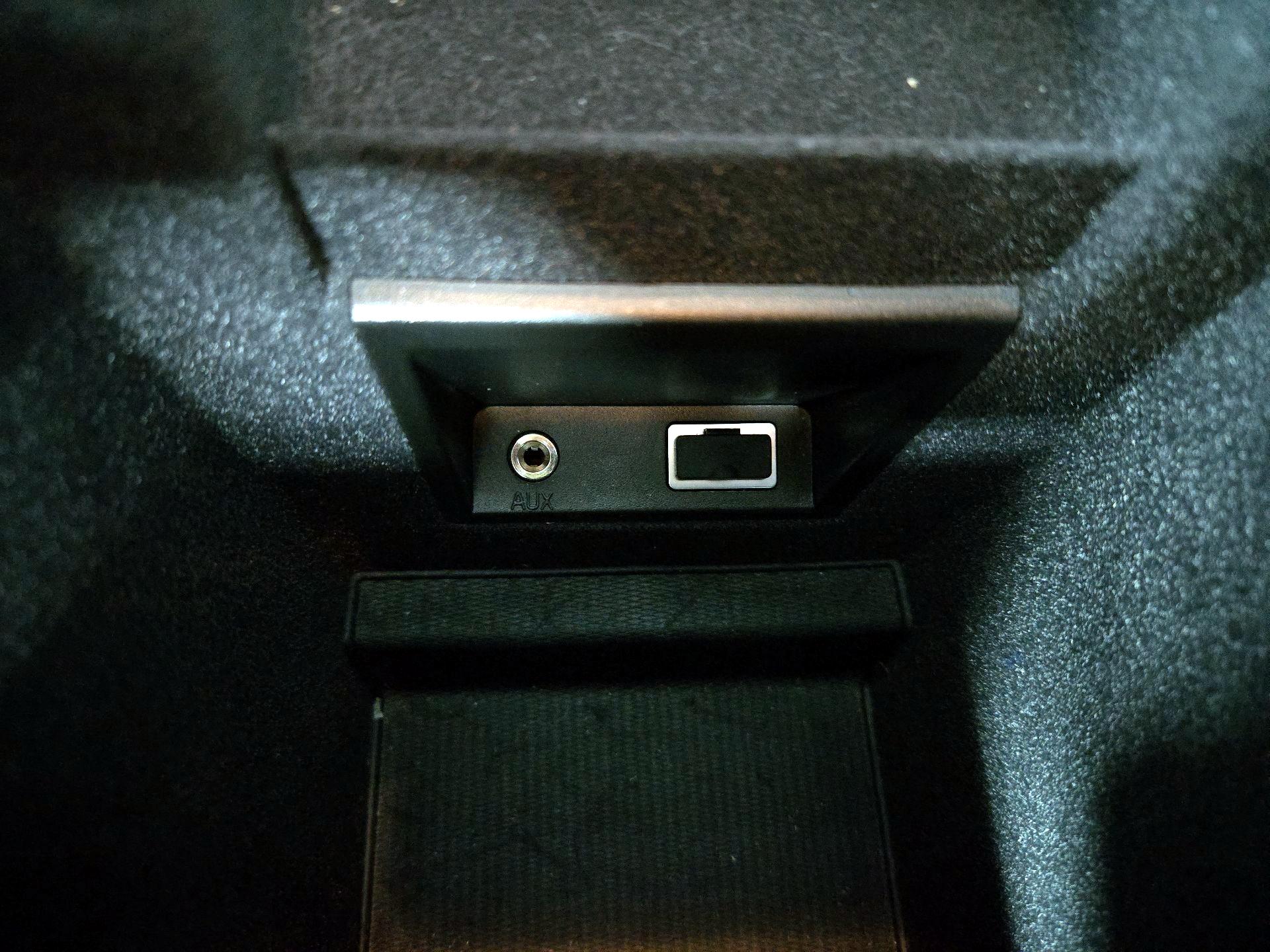 Thumbnail: 2015 Volvo XC60 - 19