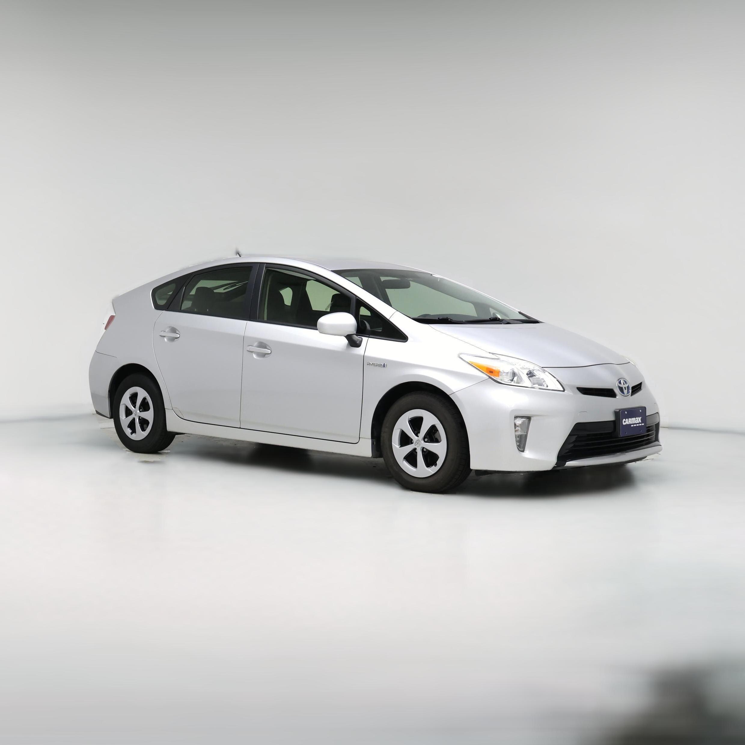 Thumbnail: 2015 Toyota Prius - 1