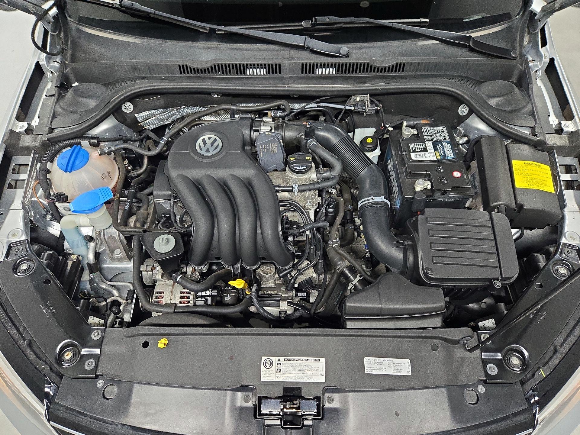 Thumbnail: 2015 Volkswagen Jetta - 20