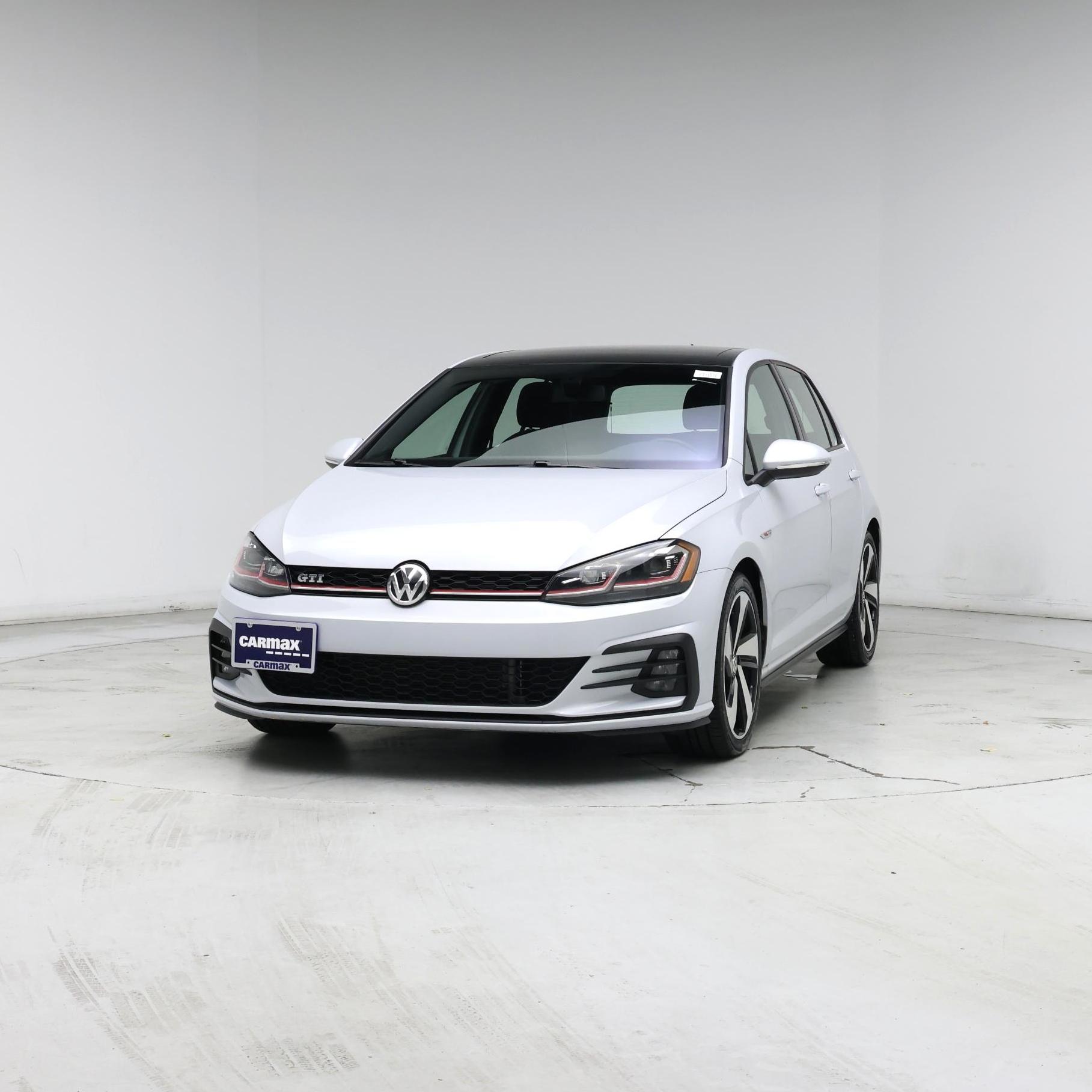 Thumbnail: 2018 Volkswagen Golf - 4