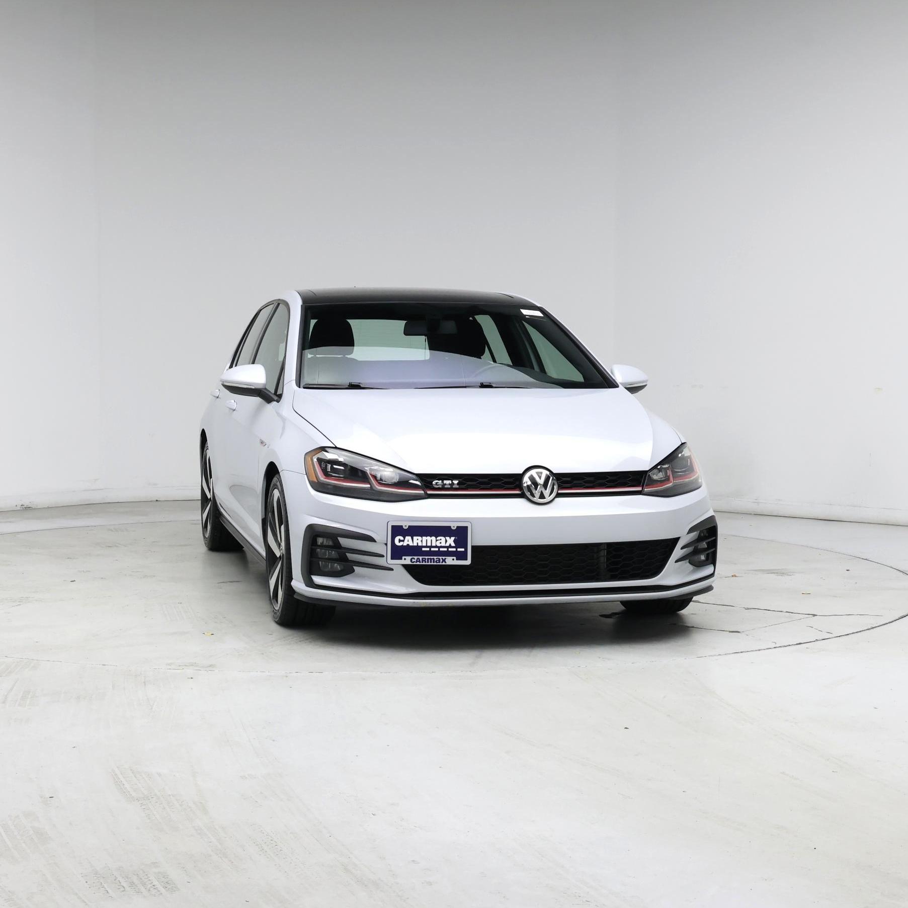 Thumbnail: 2018 Volkswagen Golf - 5