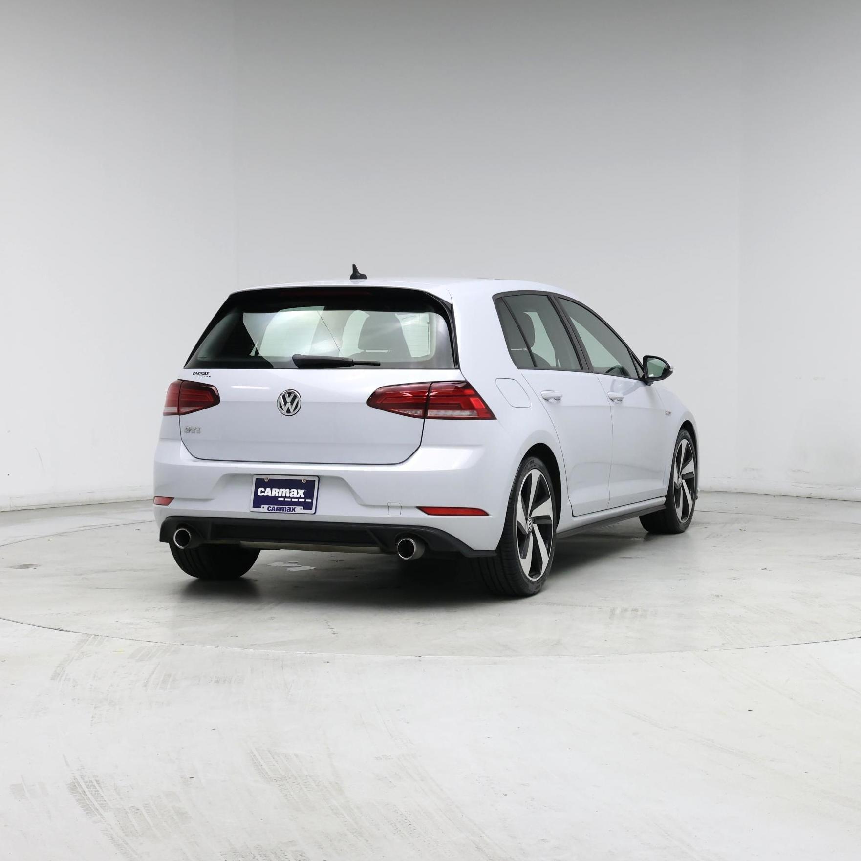 Thumbnail: 2018 Volkswagen Golf - 8