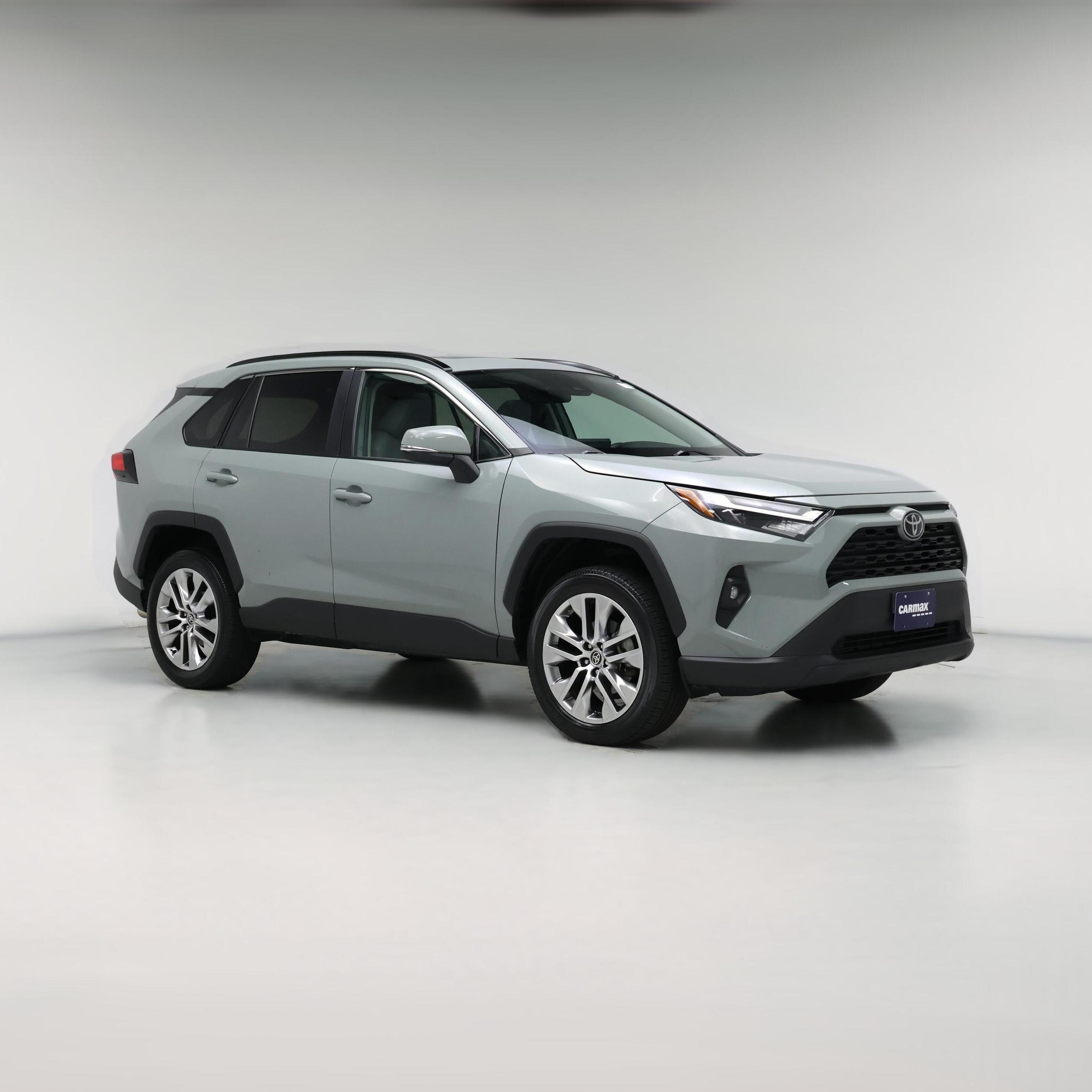 Thumbnail: 2022 Toyota RAV4 - 1