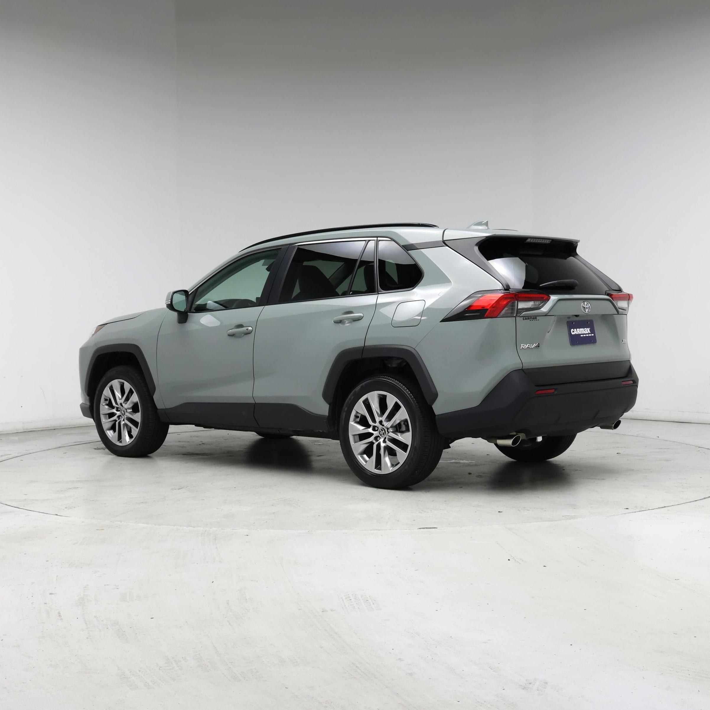 Thumbnail: 2022 Toyota RAV4 - 2