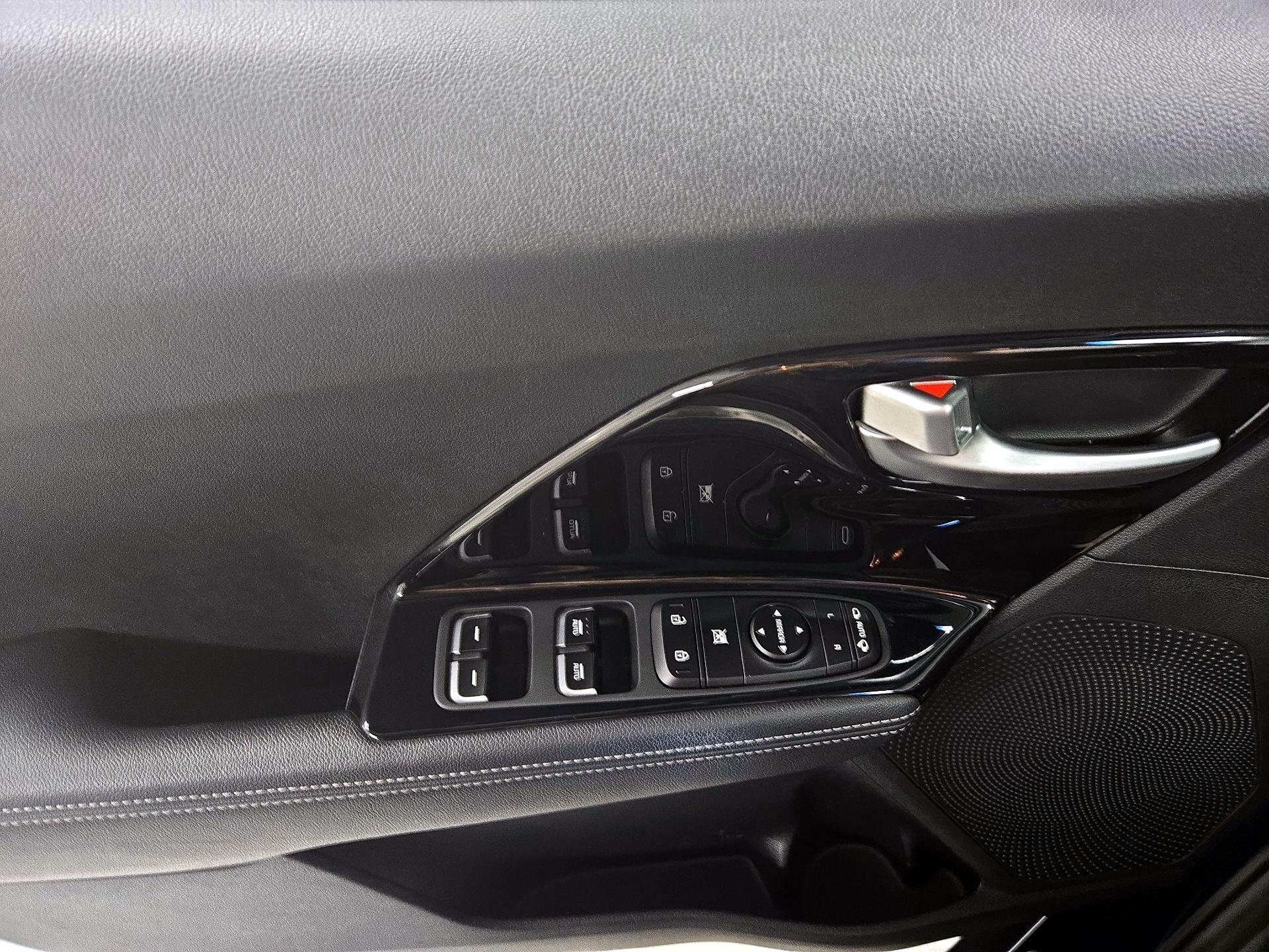 Thumbnail: 2018 Kia Niro - 12