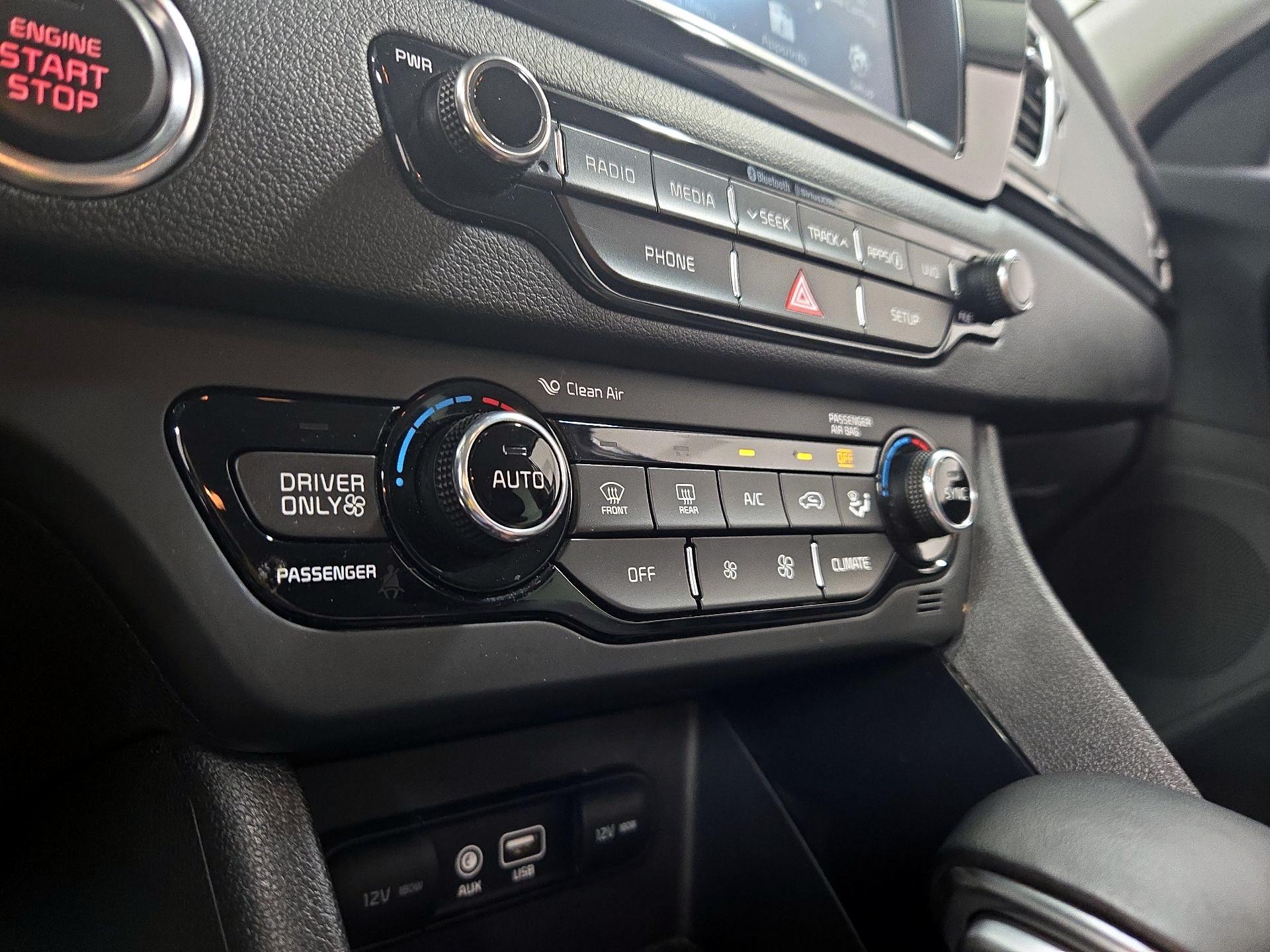 Thumbnail: 2018 Kia Niro - 16