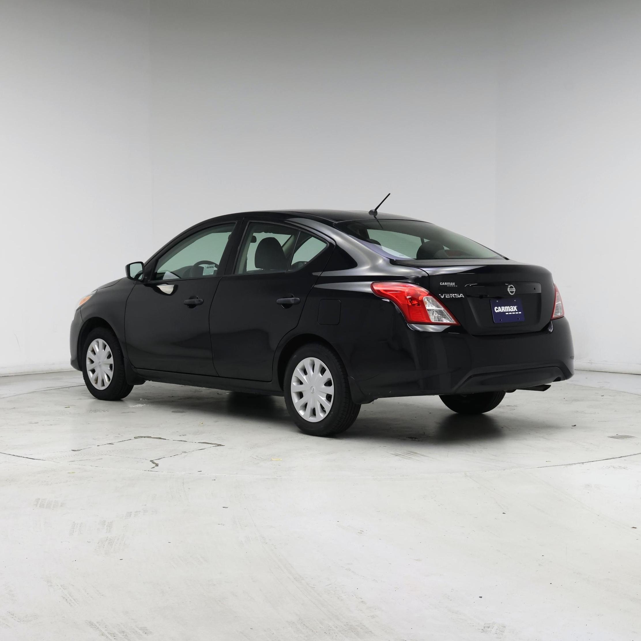 Thumbnail: 2019 Nissan Versa - 2