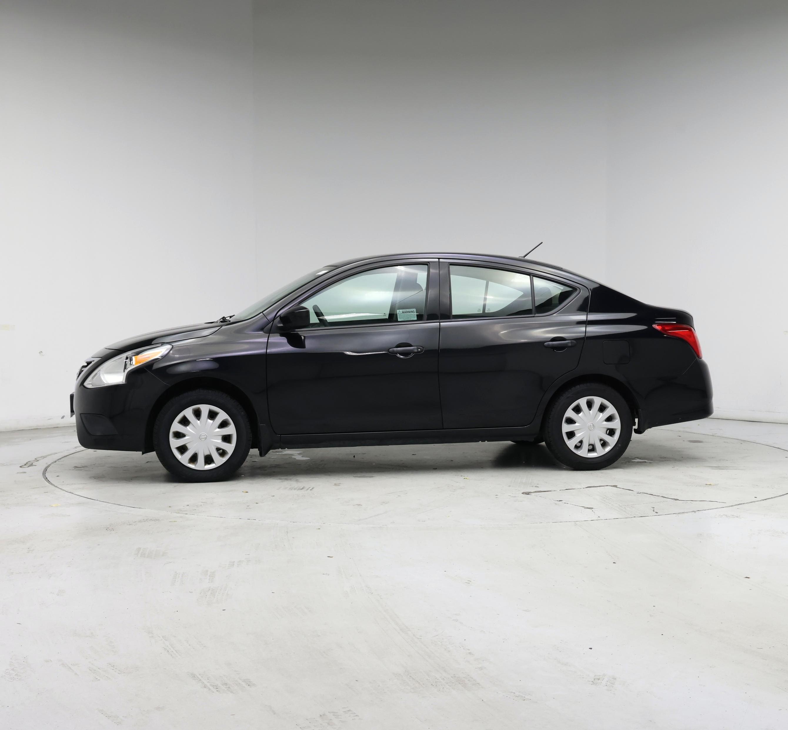 Thumbnail: 2019 Nissan Versa - 3
