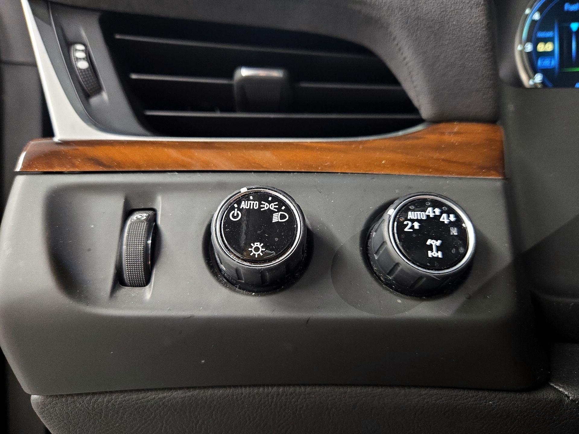 Thumbnail: 2019 Cadillac Escalade - 13