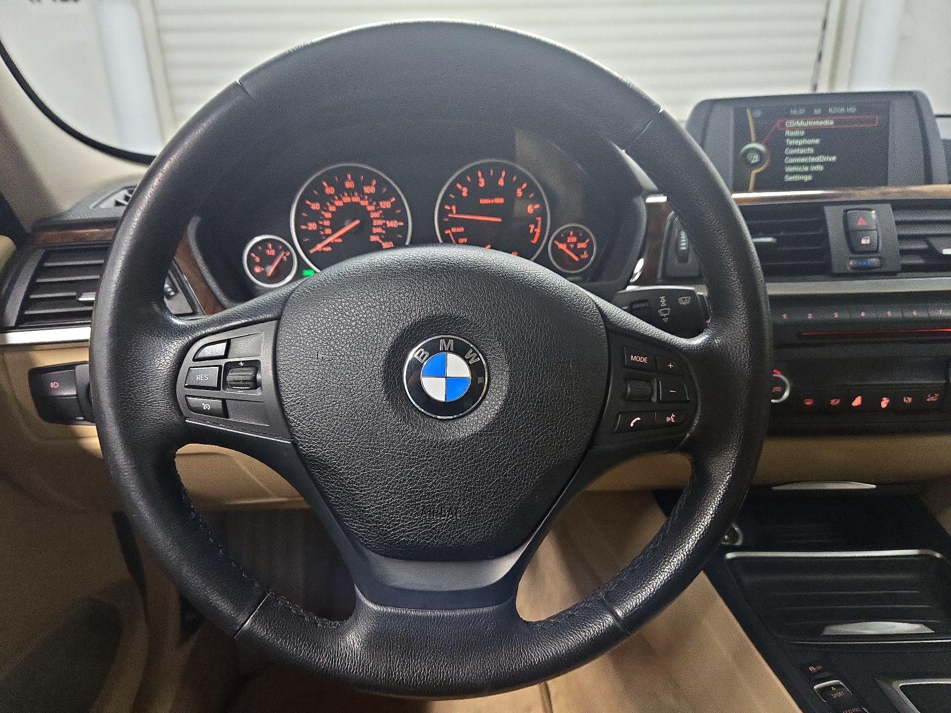 Thumbnail: 2014 BMW 3 Series - 10