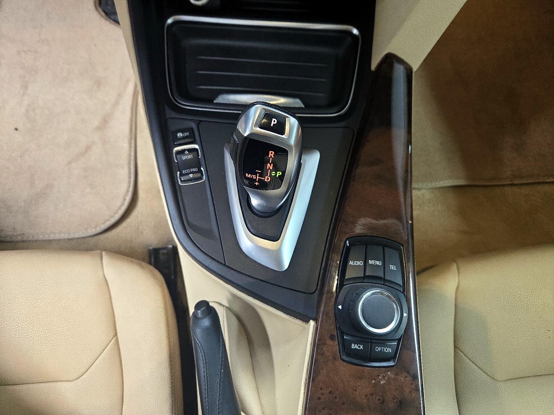 Thumbnail: 2014 BMW 3 Series - 16