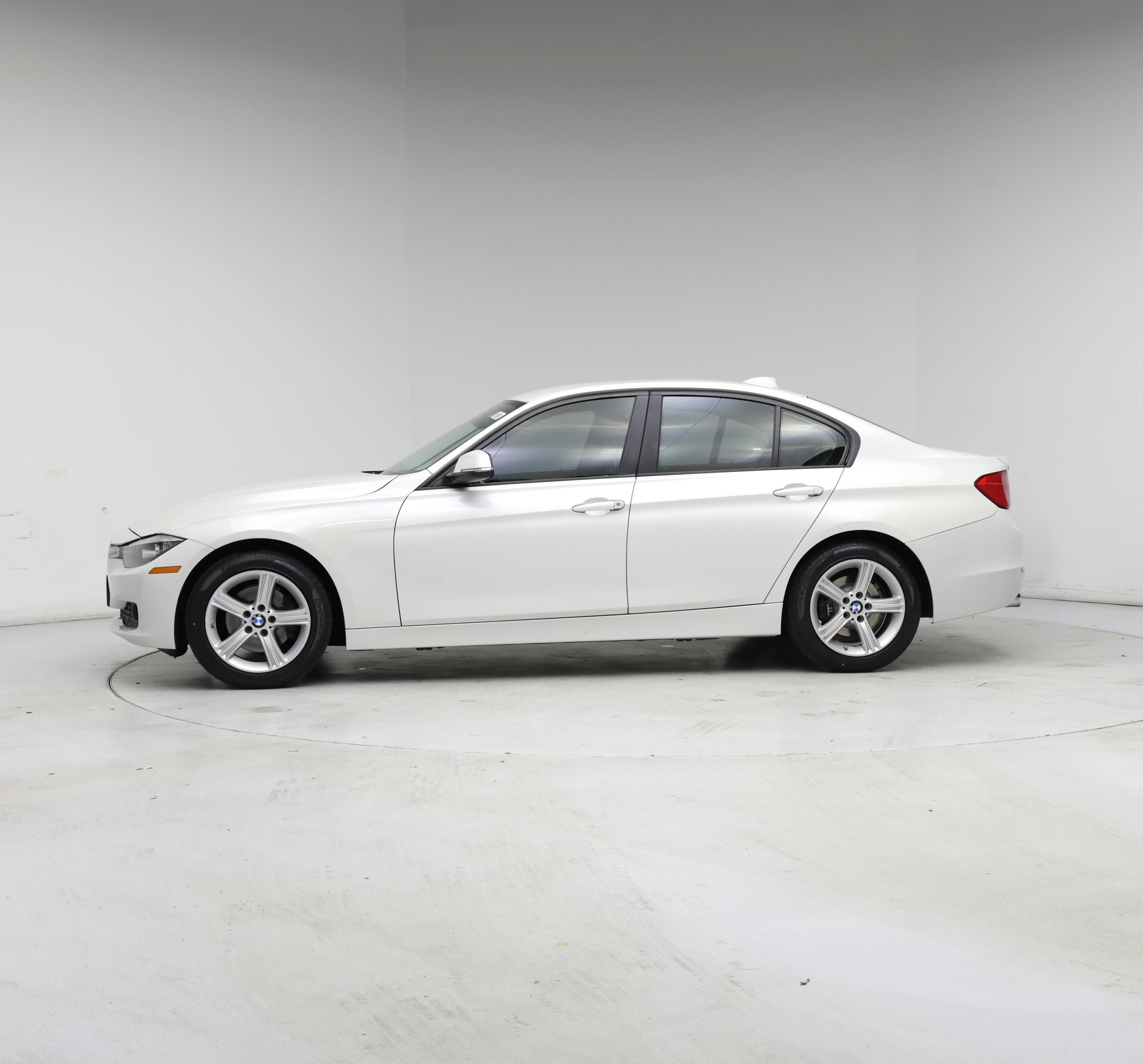 Thumbnail: 2014 BMW 3 Series - 3