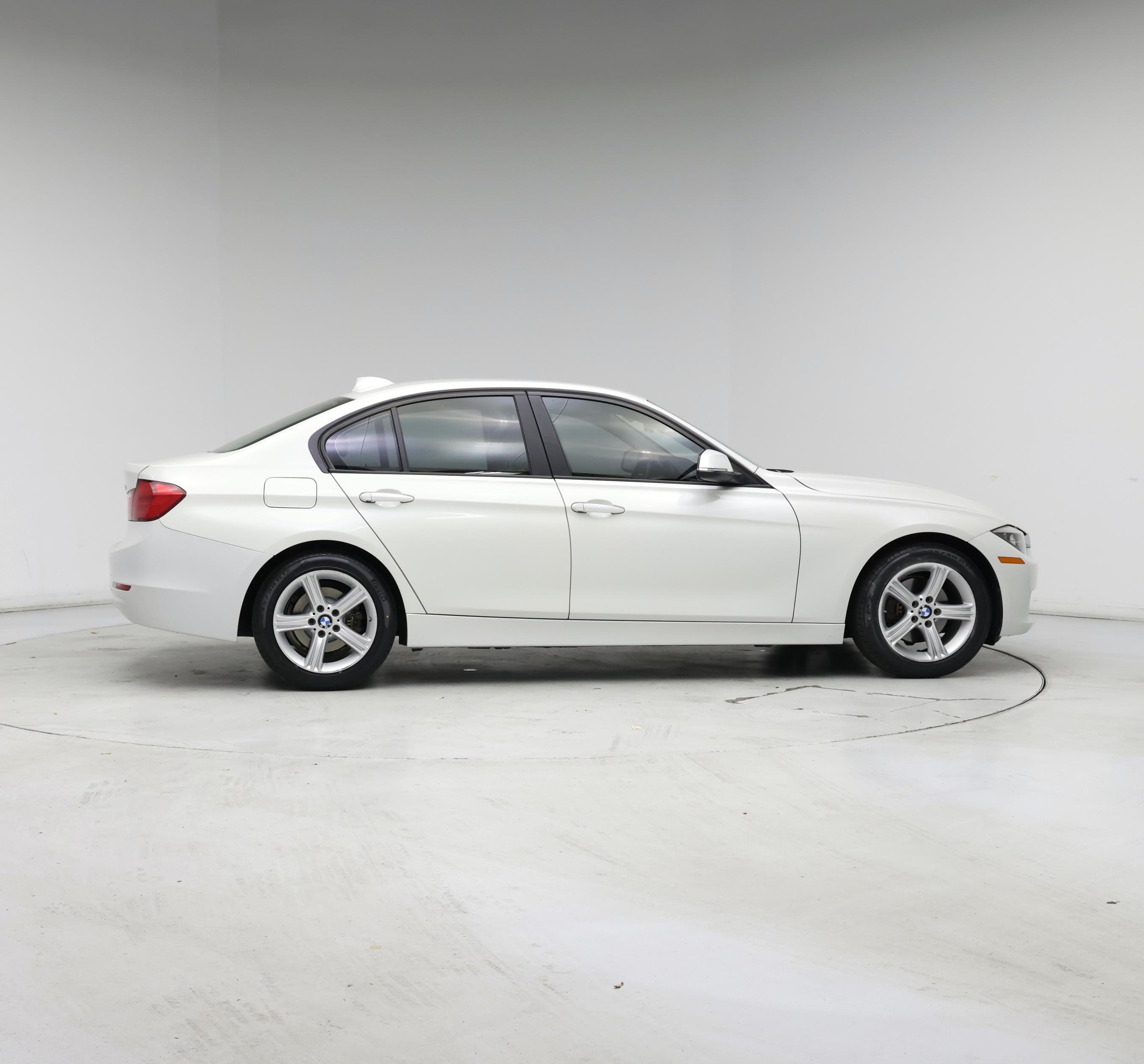 Thumbnail: 2014 BMW 3 Series - 7