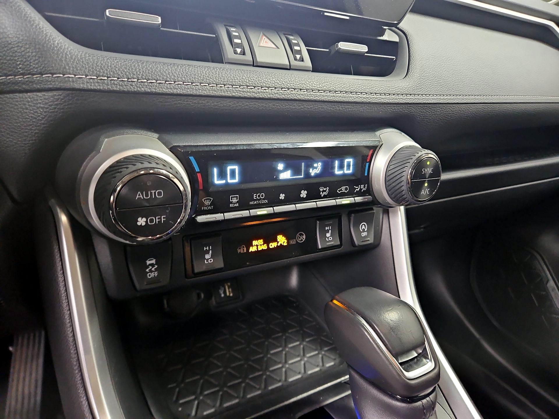 Thumbnail: 2023 Toyota RAV4 - 16