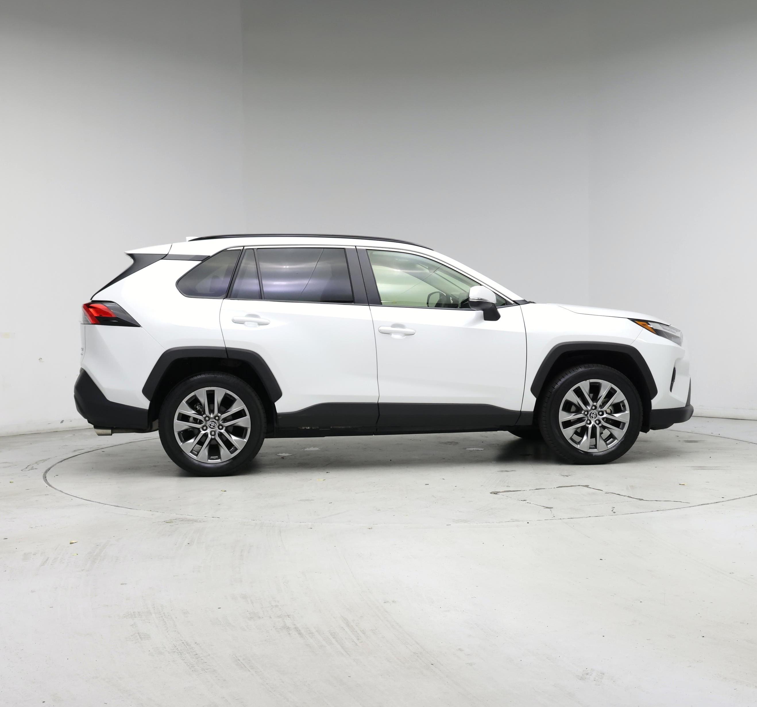Thumbnail: 2023 Toyota RAV4 - 7