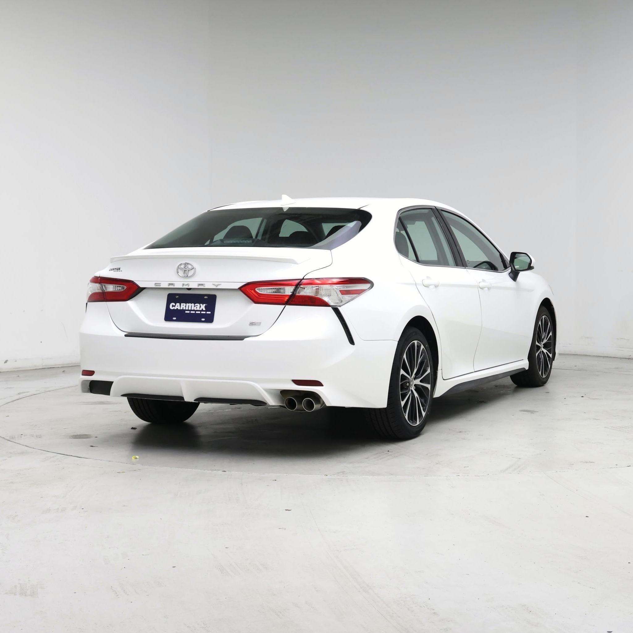 Thumbnail: 2020 Toyota Camry - 8