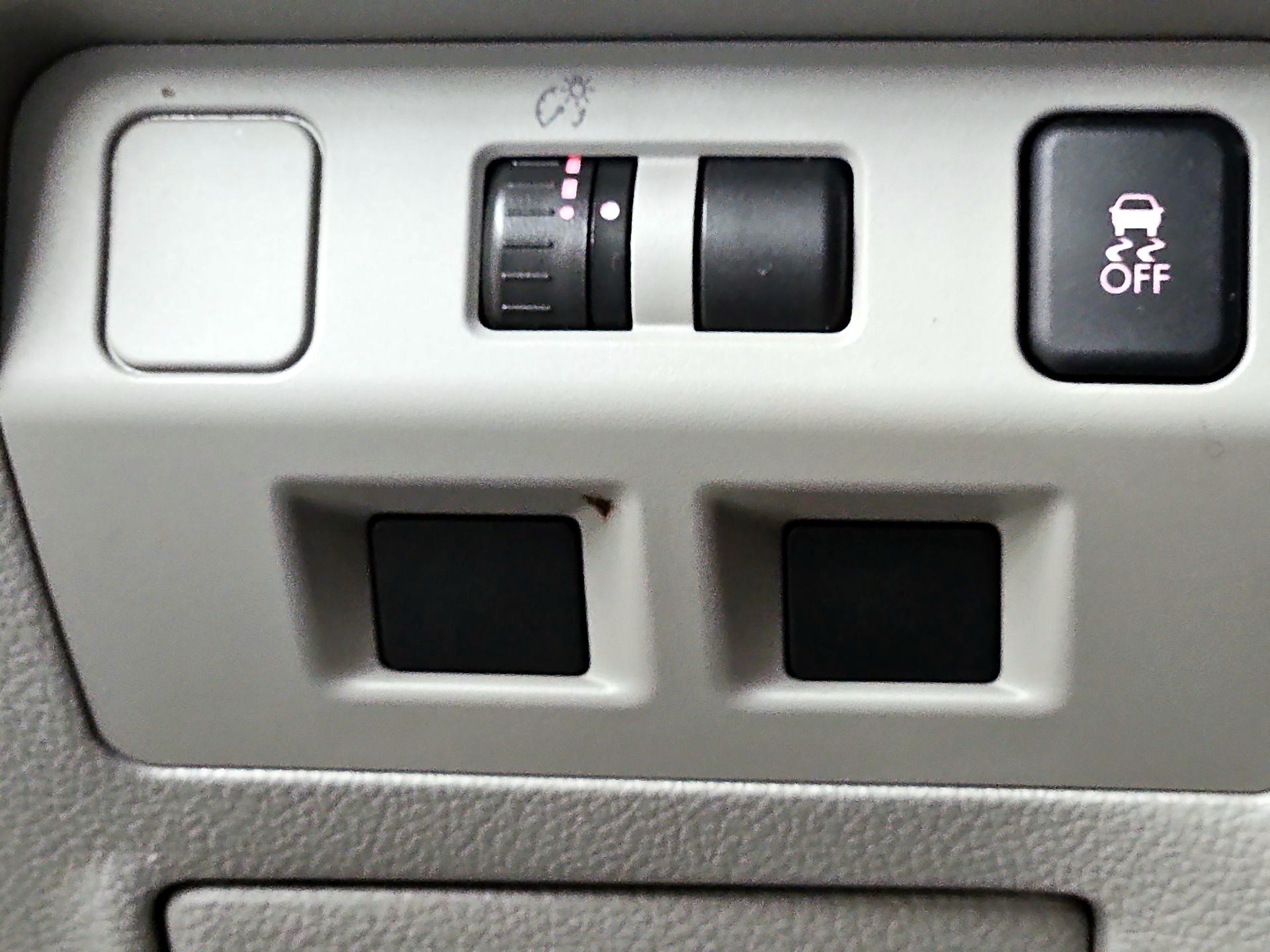 Thumbnail: 2014 Subaru Forester - 13