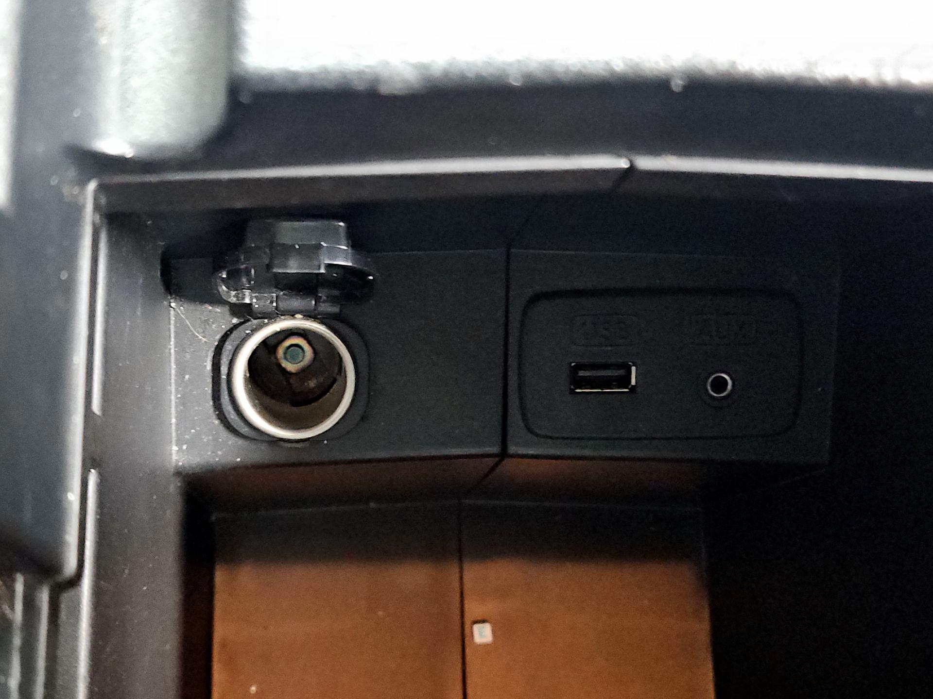 Thumbnail: 2014 Subaru Forester - 17