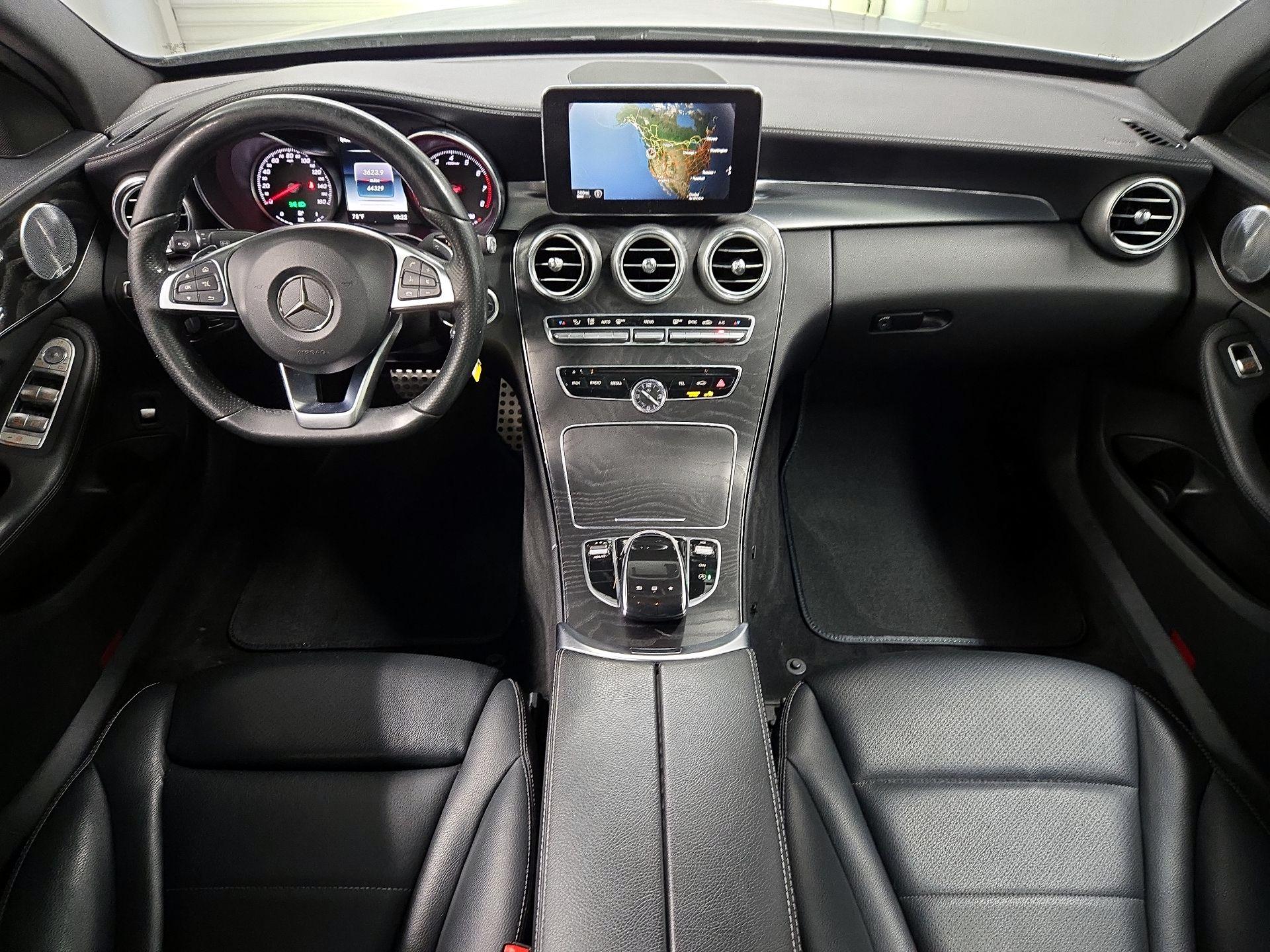 Thumbnail: 2015 Mercedes-Benz C-Class - 9