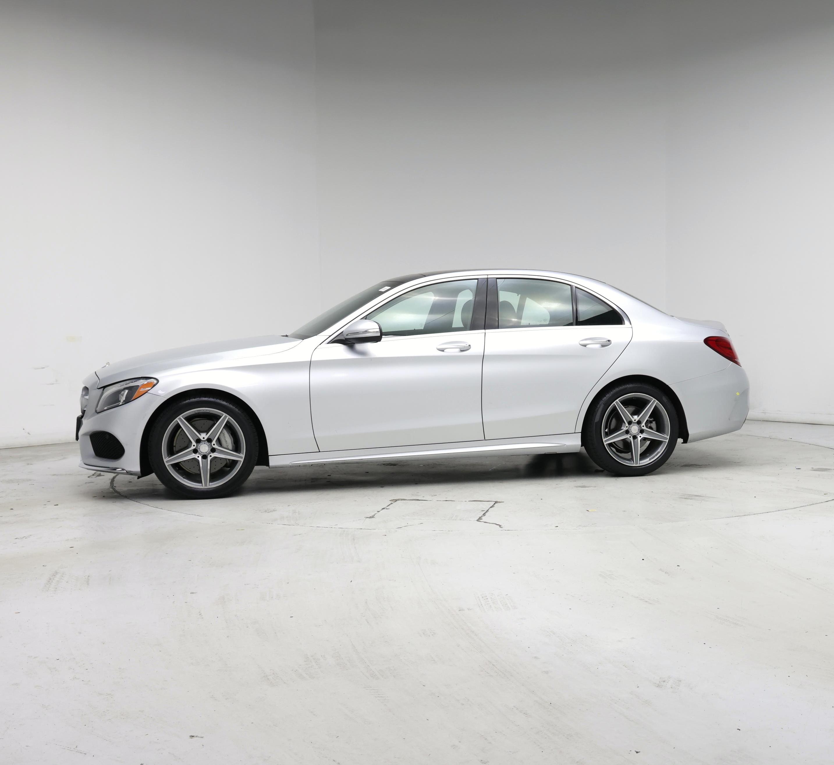 Thumbnail: 2015 Mercedes-Benz C-Class - 3