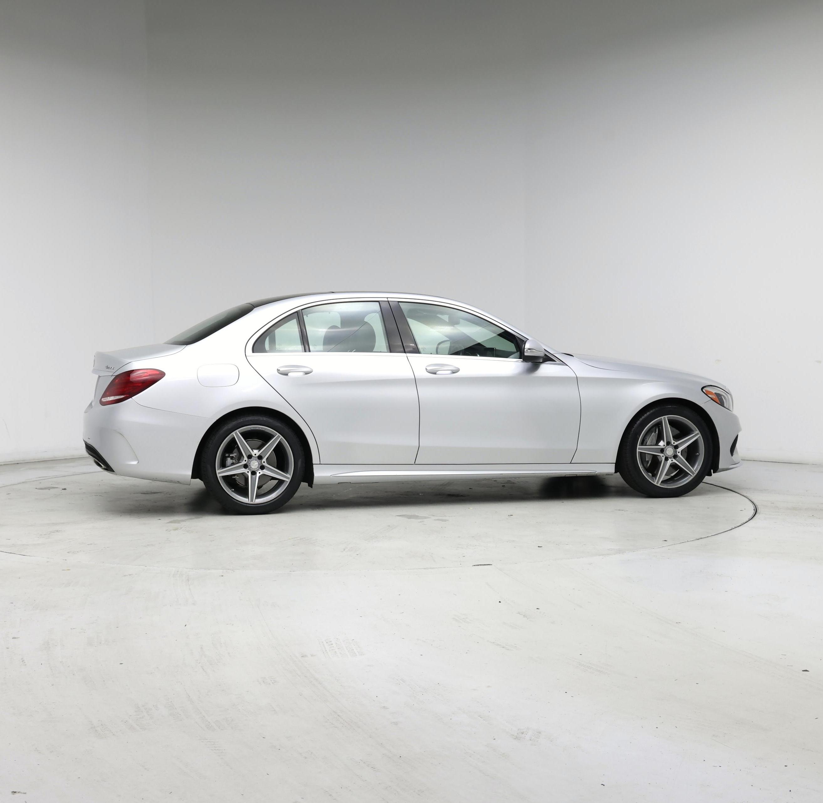 Thumbnail: 2015 Mercedes-Benz C-Class - 7