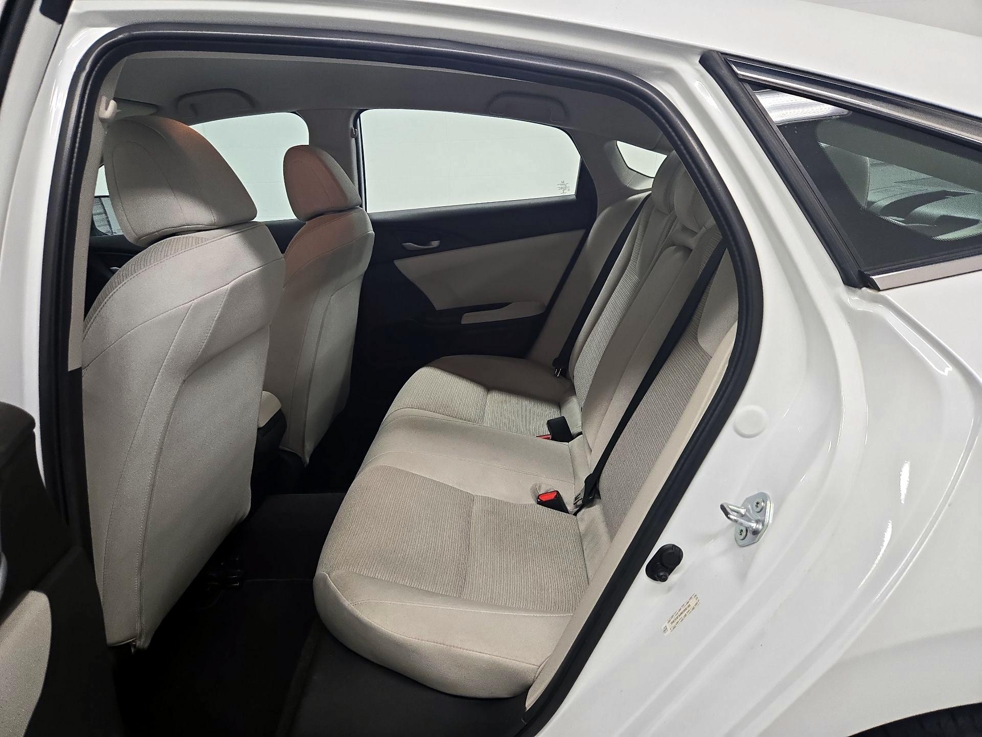 Thumbnail: 2022 Honda Insight - 19