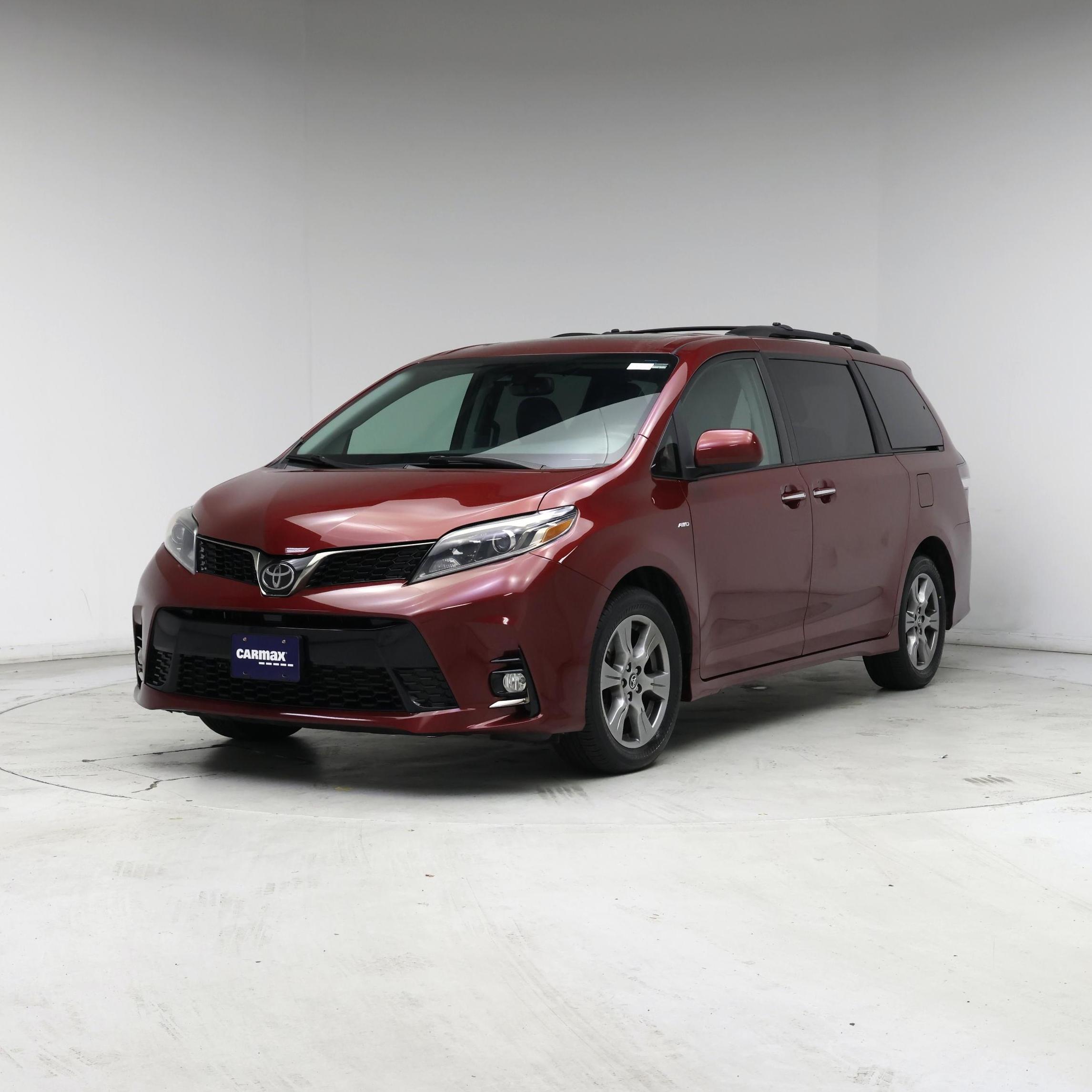 Thumbnail: 2019 Toyota Sienna - 4